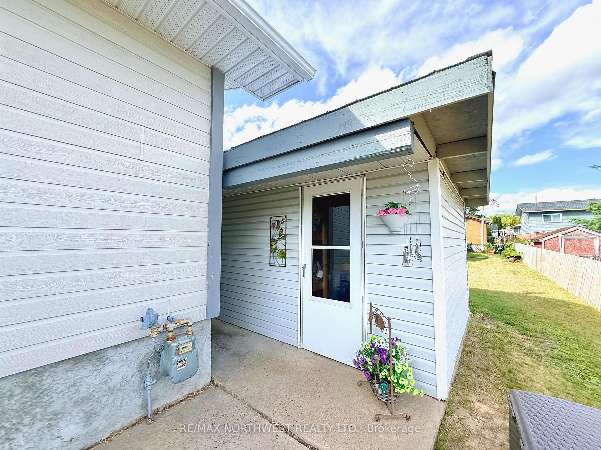 Photo 35 of 1 Kirkpatrick Avenue, Kenora, Donkirk Heights — HOMEH
