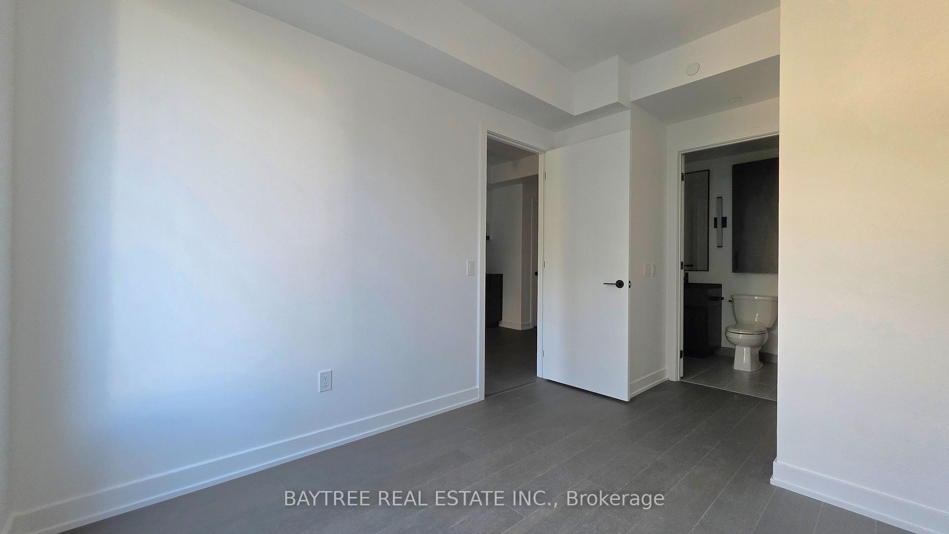 Photo 6 of Unit 525, 91 Montclair Avenue, Toronto, Forest Hill South — HOMEH