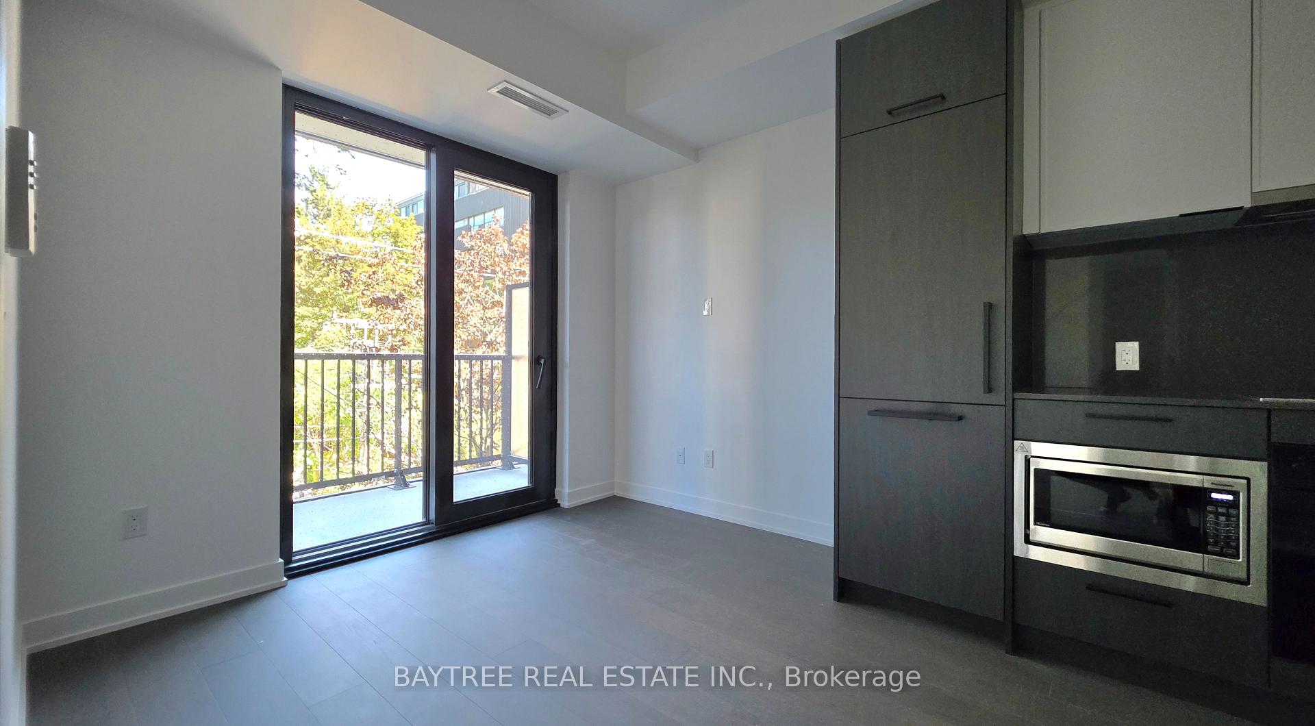 Photo 8 of Unit 525, 91 Montclair Avenue, Toronto, Forest Hill South — HOMEH