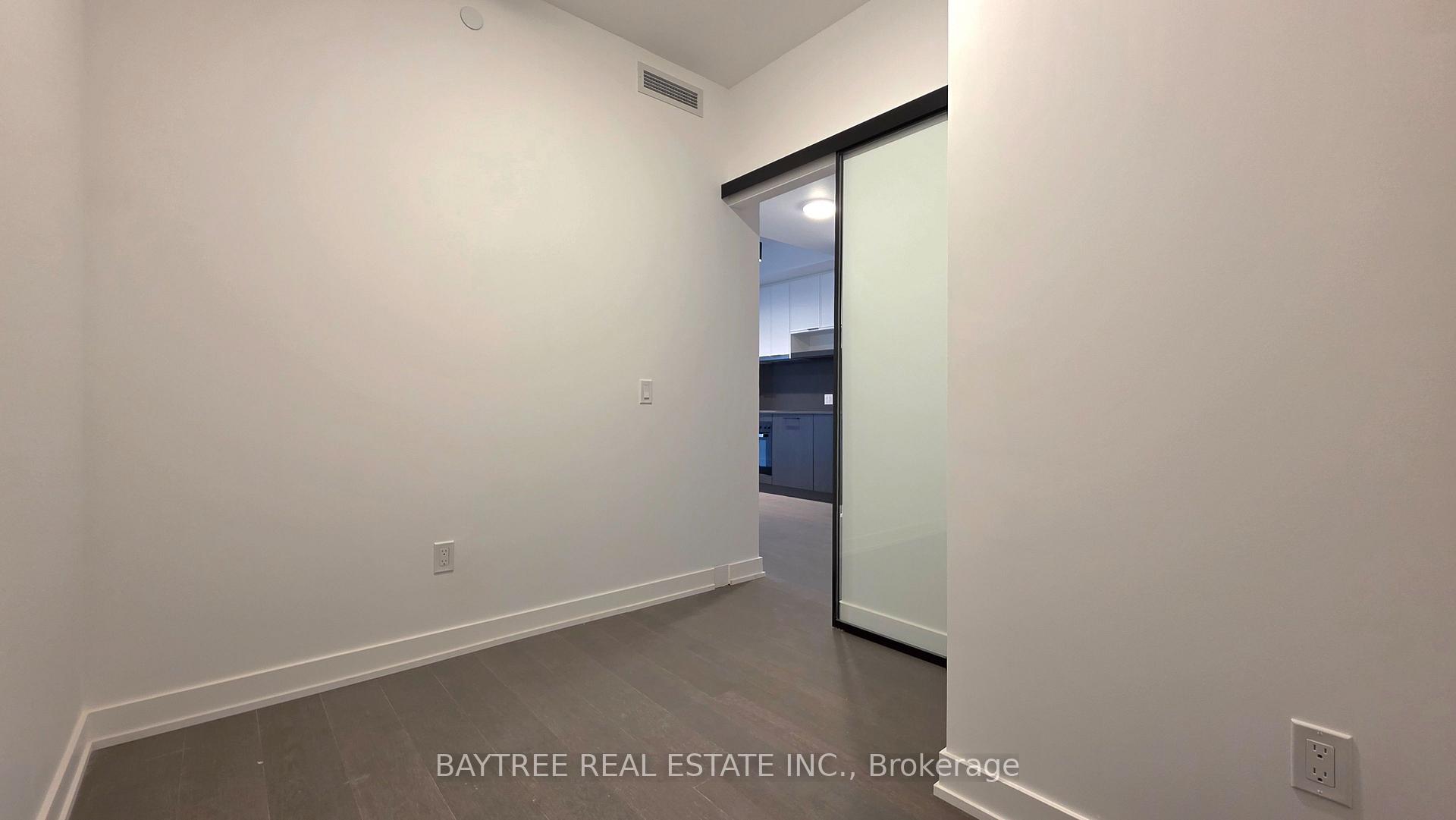 Photo 15 of Unit 525, 91 Montclair Avenue, Toronto, Forest Hill South — HOMEH