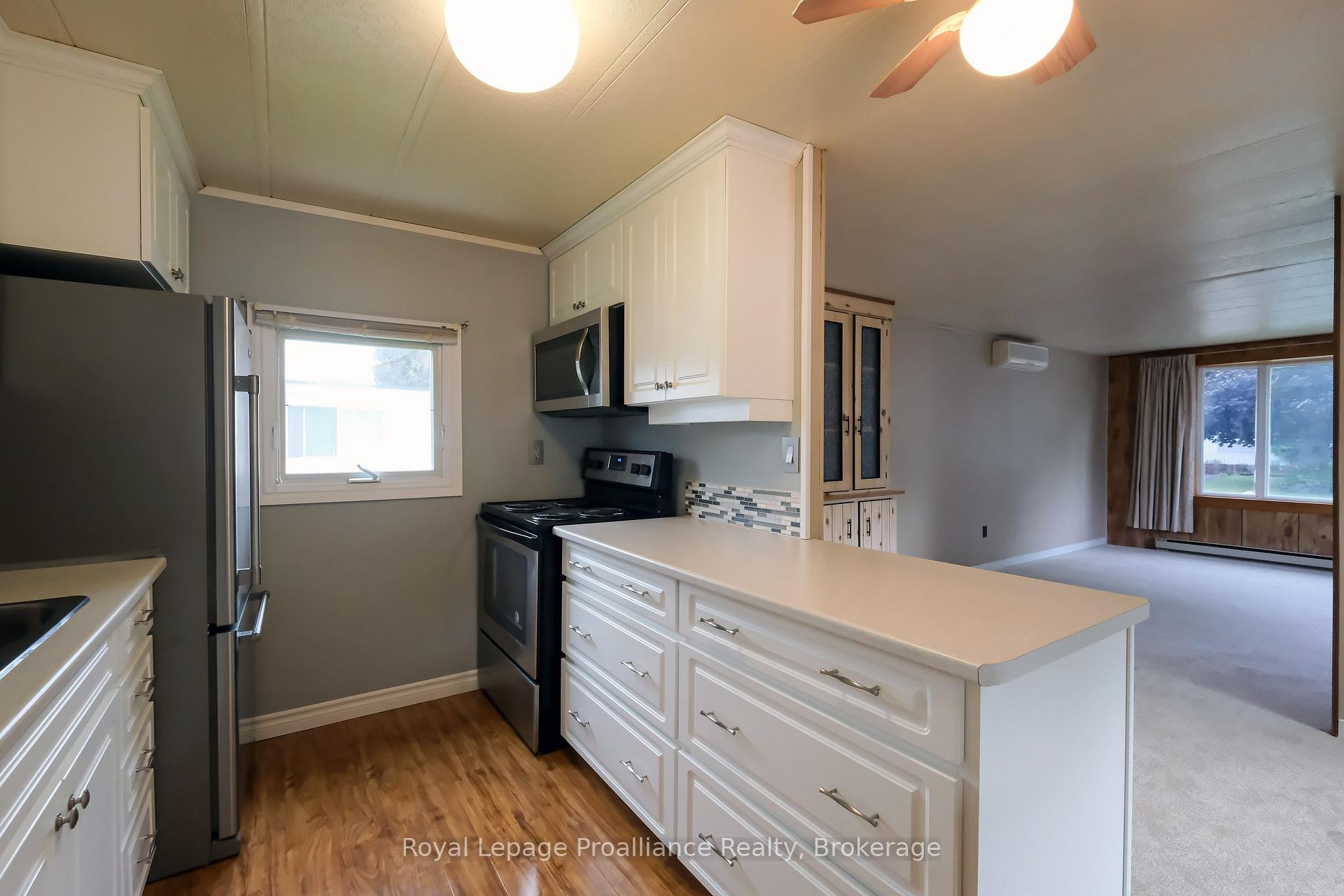 Photo 7 of 8 Juniper Lane, Quinte West, Sidney Ward — HOMEH