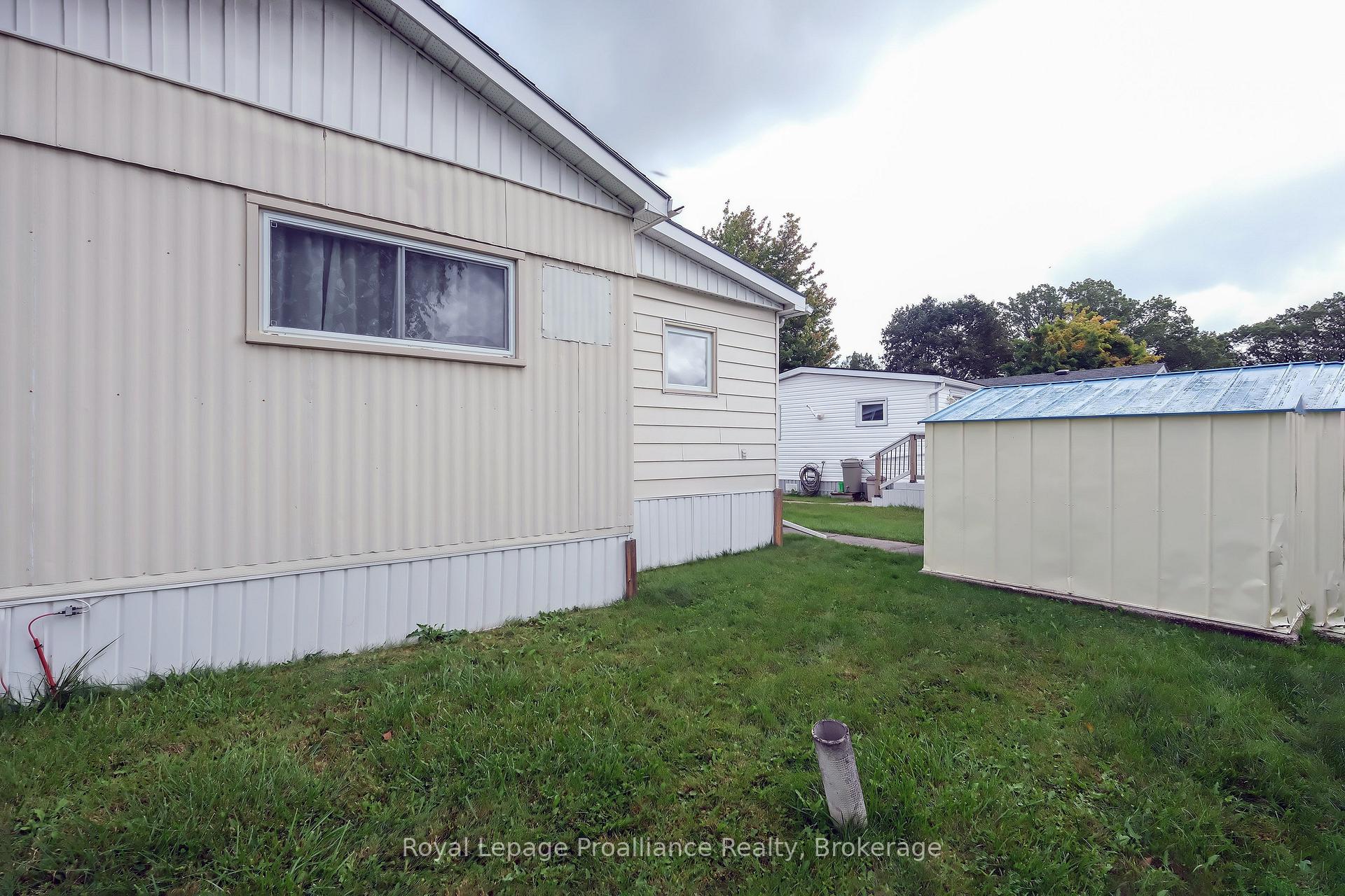 Photo 34 of 8 Juniper Lane, Quinte West, Sidney Ward — HOMEH