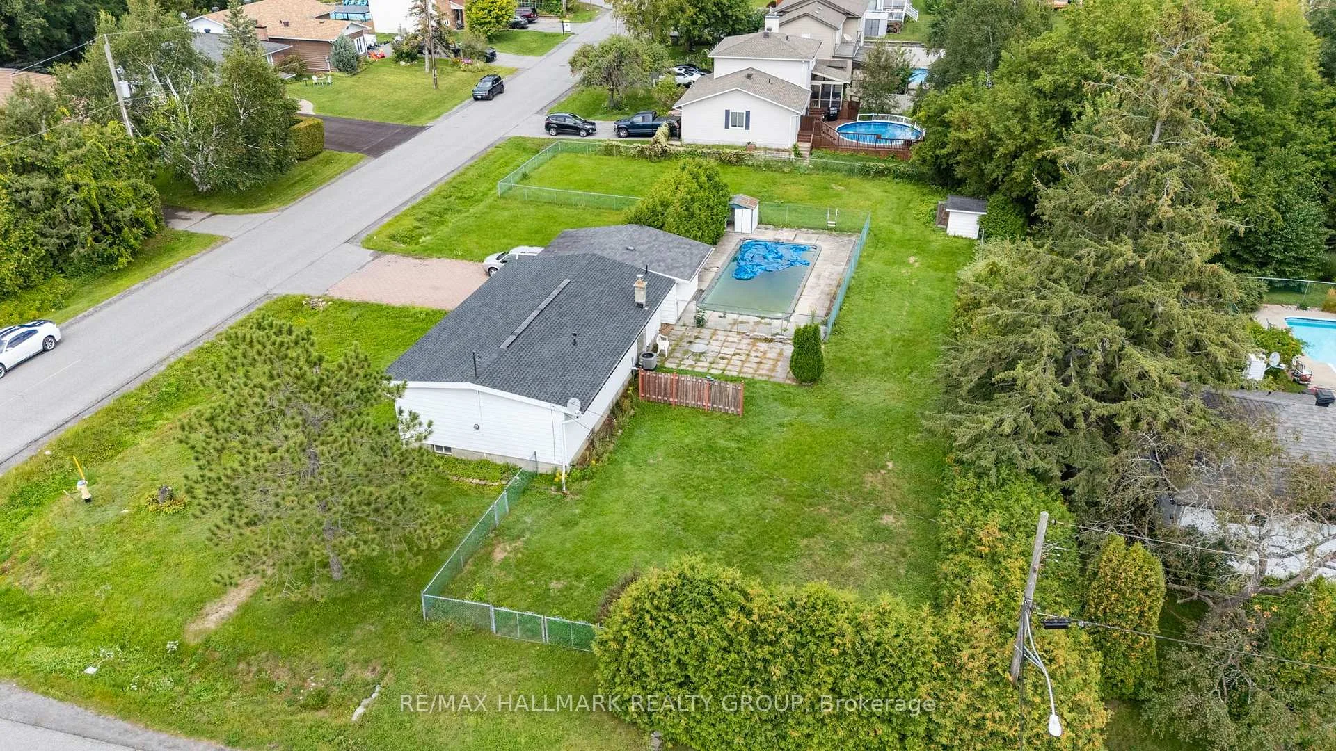 Photo 5 of 11 Bobcat Way Street, Ottawa, Stittsville (South) — HOMEH