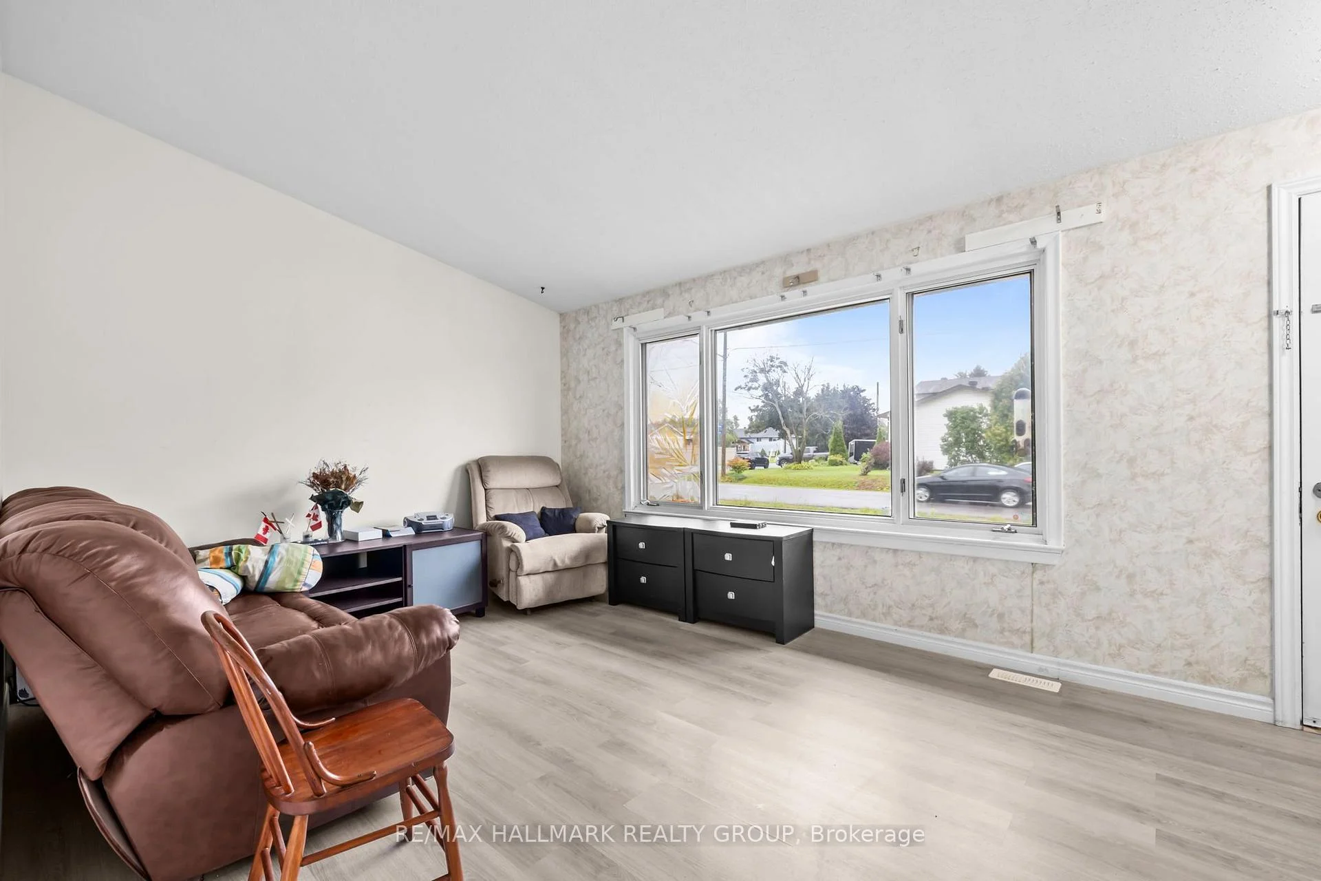 Photo 17 of 11 Bobcat Way Street, Ottawa, Stittsville (South) — HOMEH