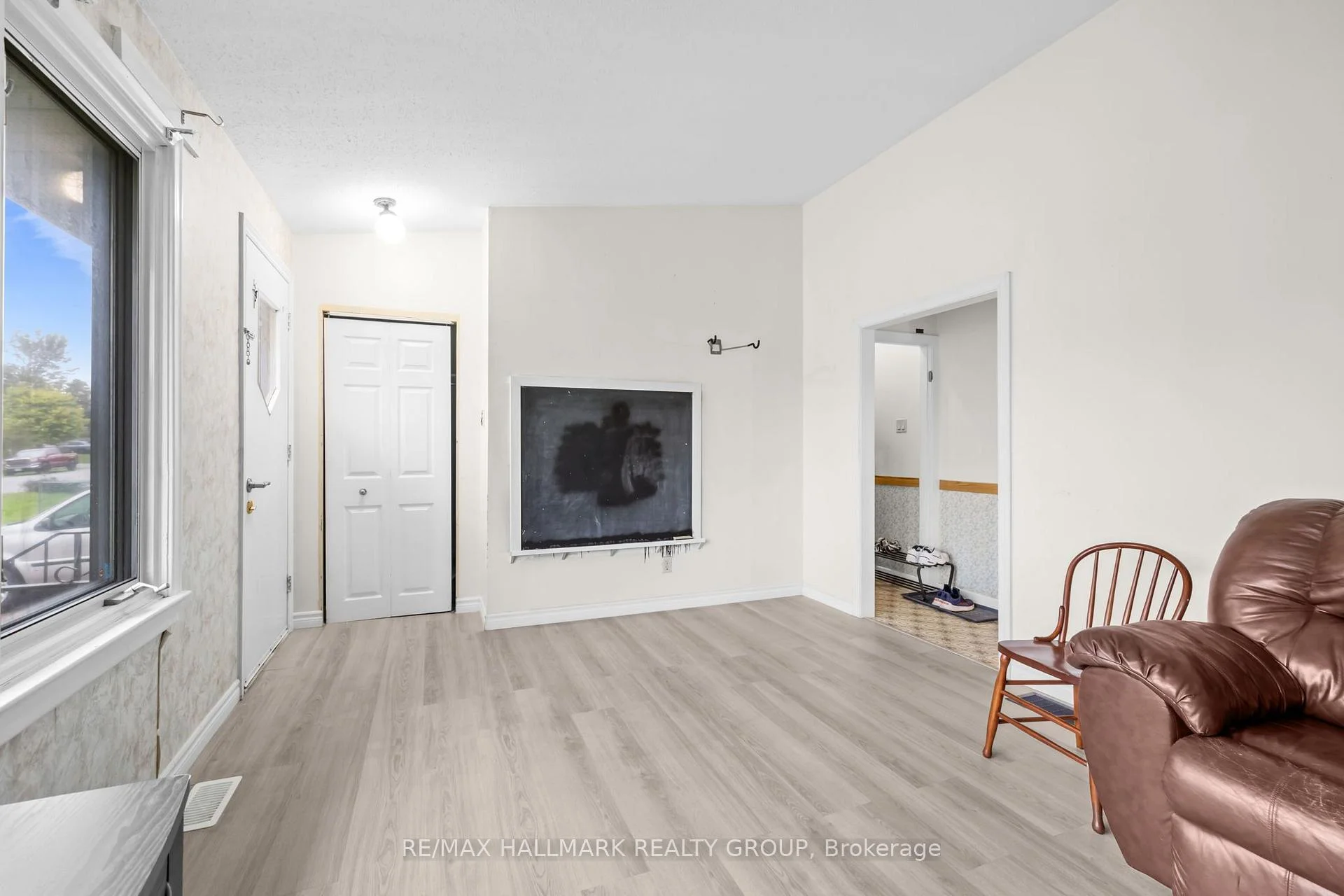 Photo 18 of 11 Bobcat Way Street, Ottawa, Stittsville (South) — HOMEH