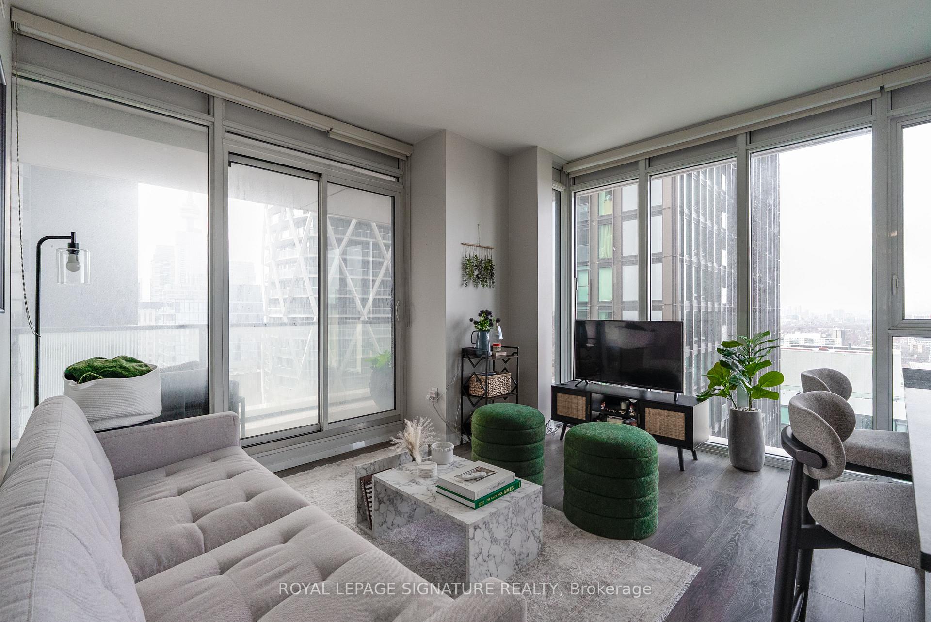 Photo of Unit 2503, 426 University Avenue