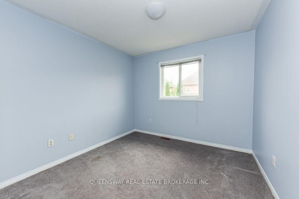 Photo 20 of 46 Thunderbird Trail, Brampton, Sandringham-Wellington — HOMEH