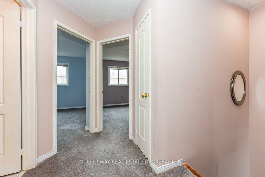 Photo 30 of 46 Thunderbird Trail, Brampton, Sandringham-Wellington — HOMEH