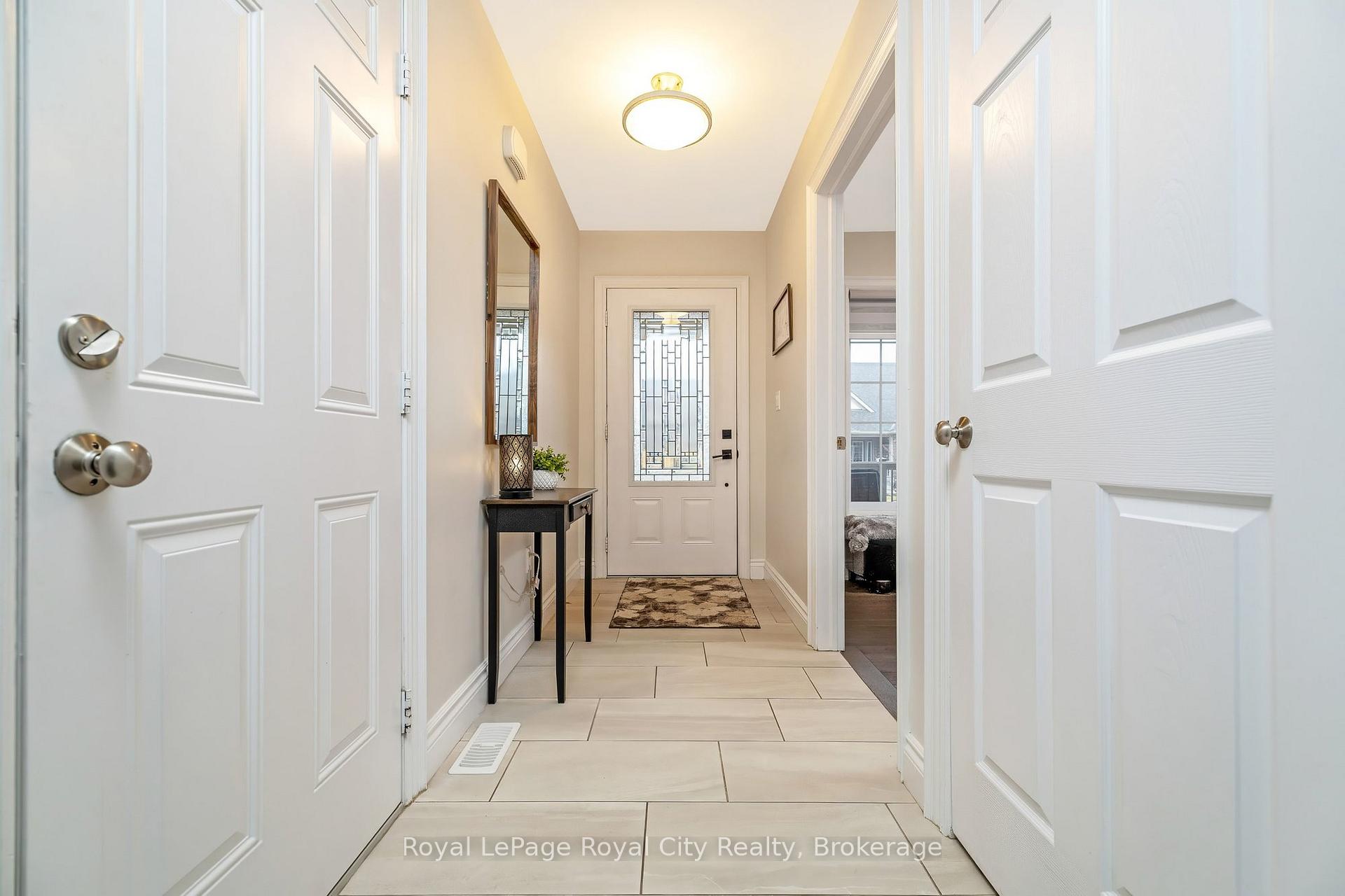 Photo 7 of 38 Juniper Street, Guelph/Eramosa, Rockwood — HOMEH