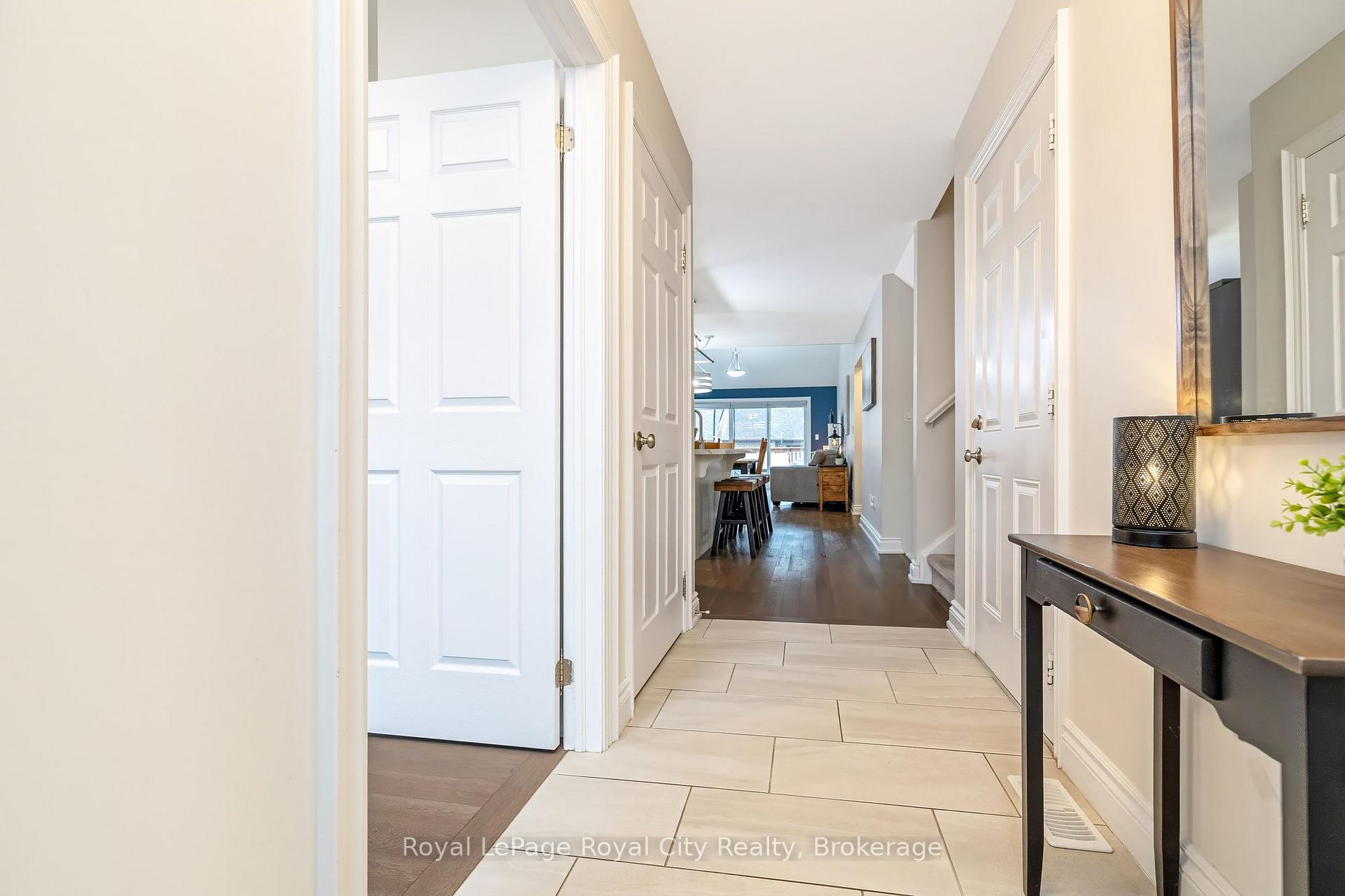 Photo 8 of 38 Juniper Street, Guelph/Eramosa, Rockwood — HOMEH