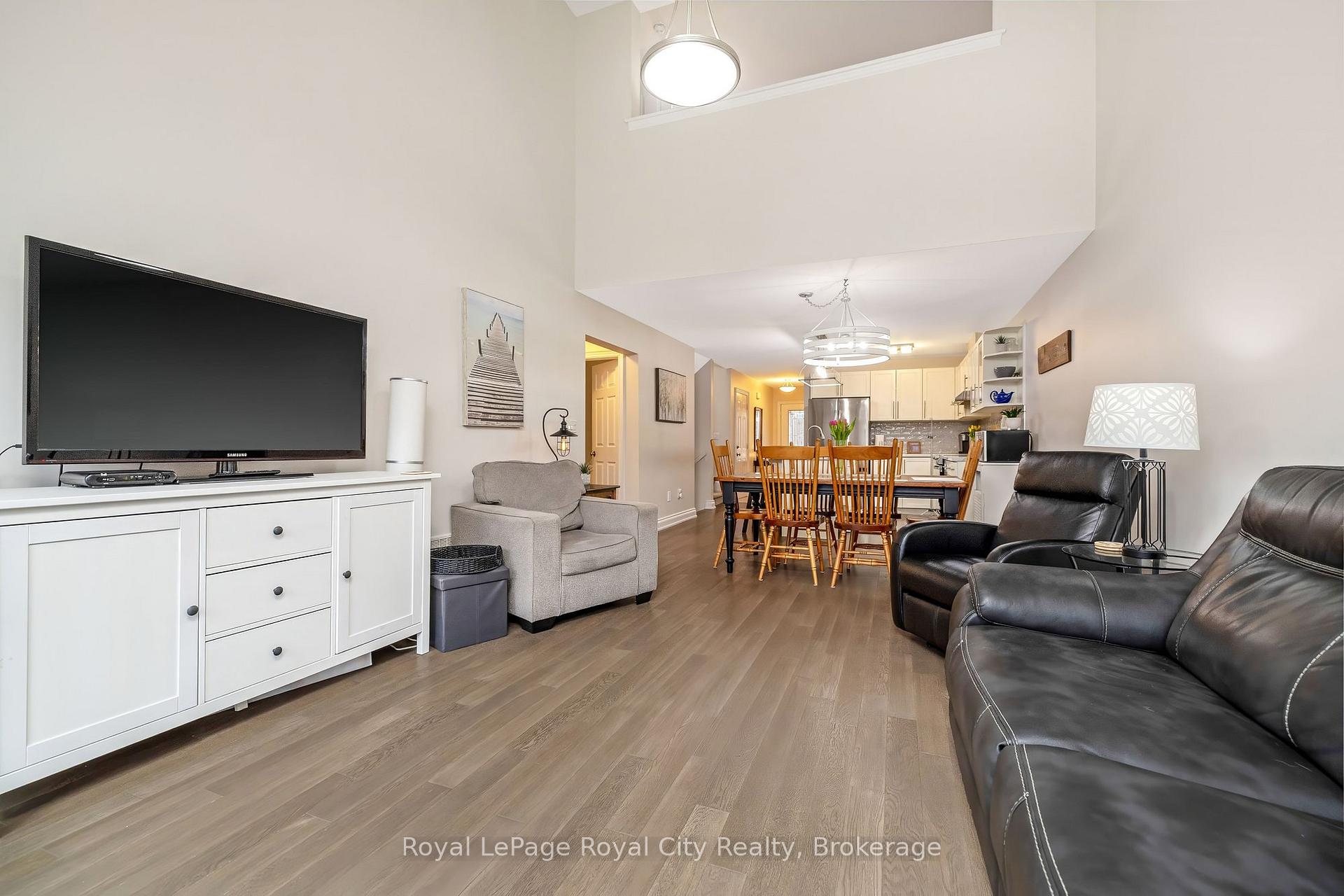 Photo 17 of 38 Juniper Street, Guelph/Eramosa, Rockwood — HOMEH
