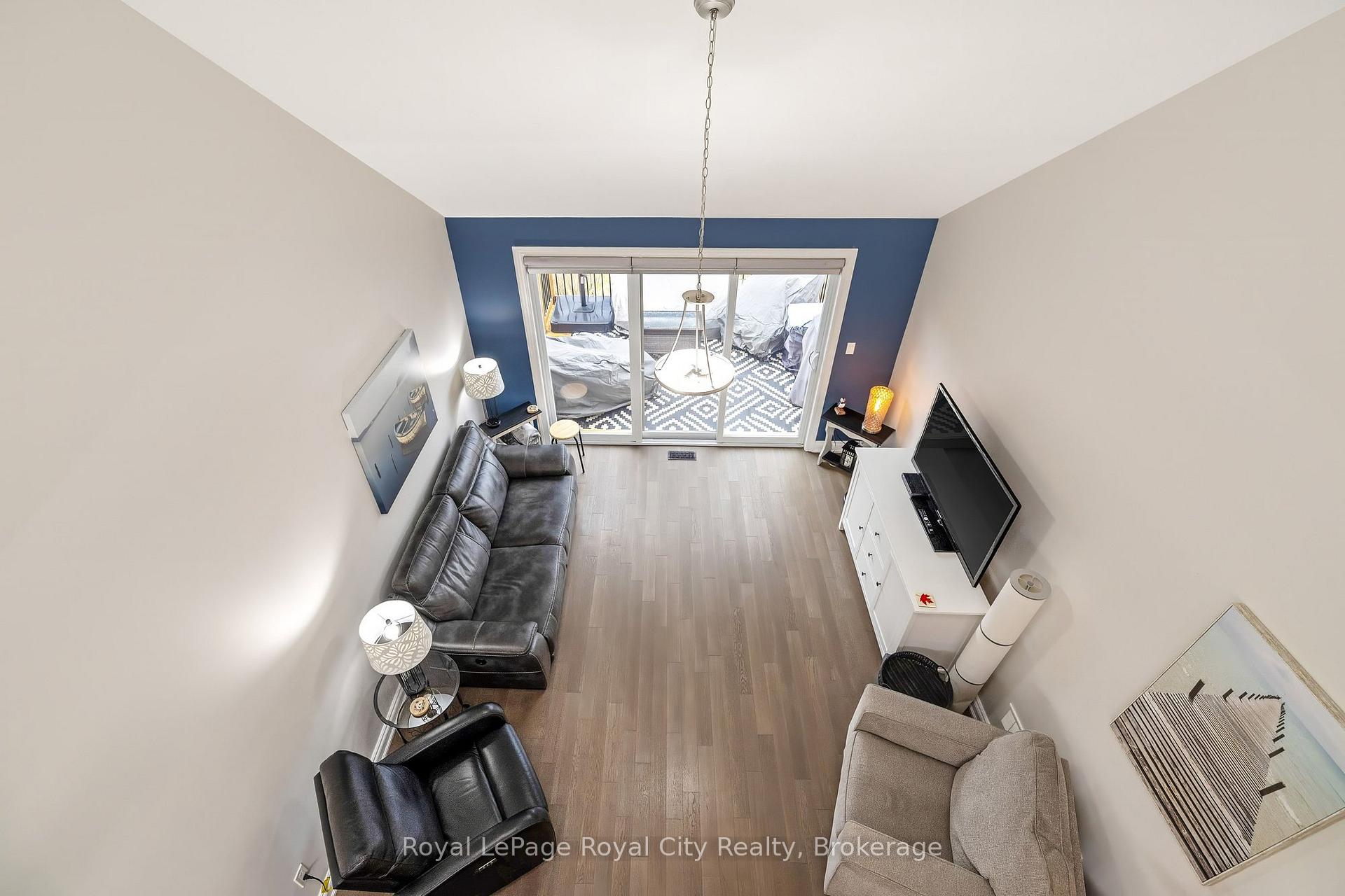 Photo 18 of 38 Juniper Street, Guelph/Eramosa, Rockwood — HOMEH