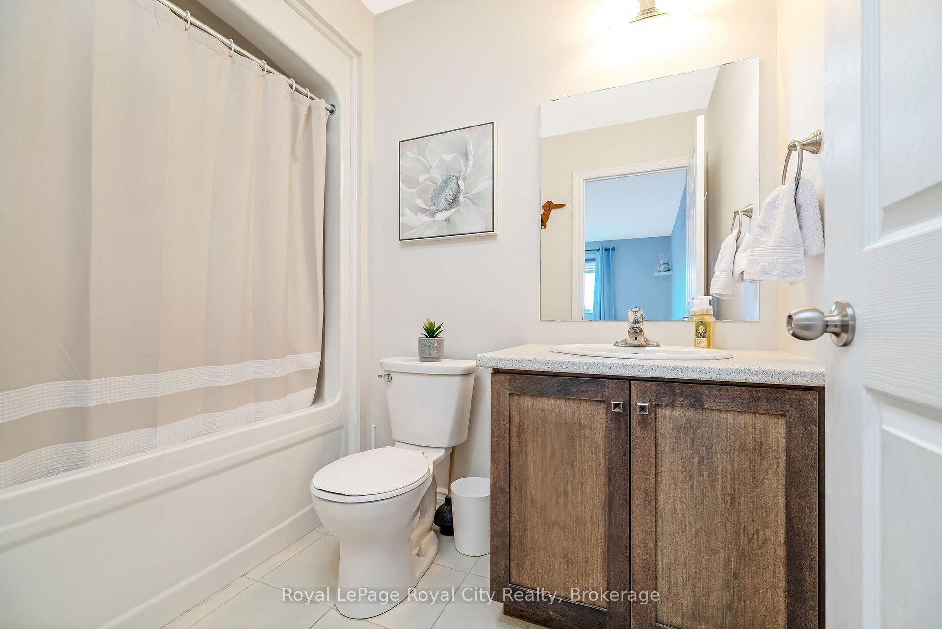 Photo 35 of 38 Juniper Street, Guelph/Eramosa, Rockwood — HOMEH