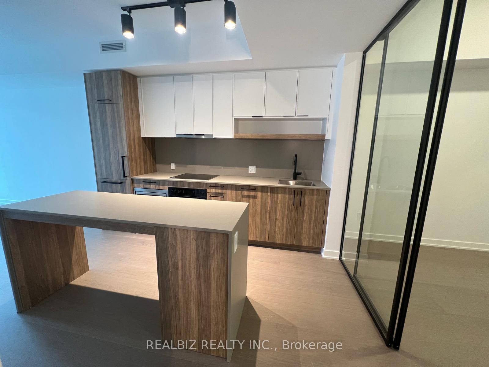 Photo 9 of Unit 823, 91 Montclair Avenue, Toronto, Forest Hill South — HOMEH