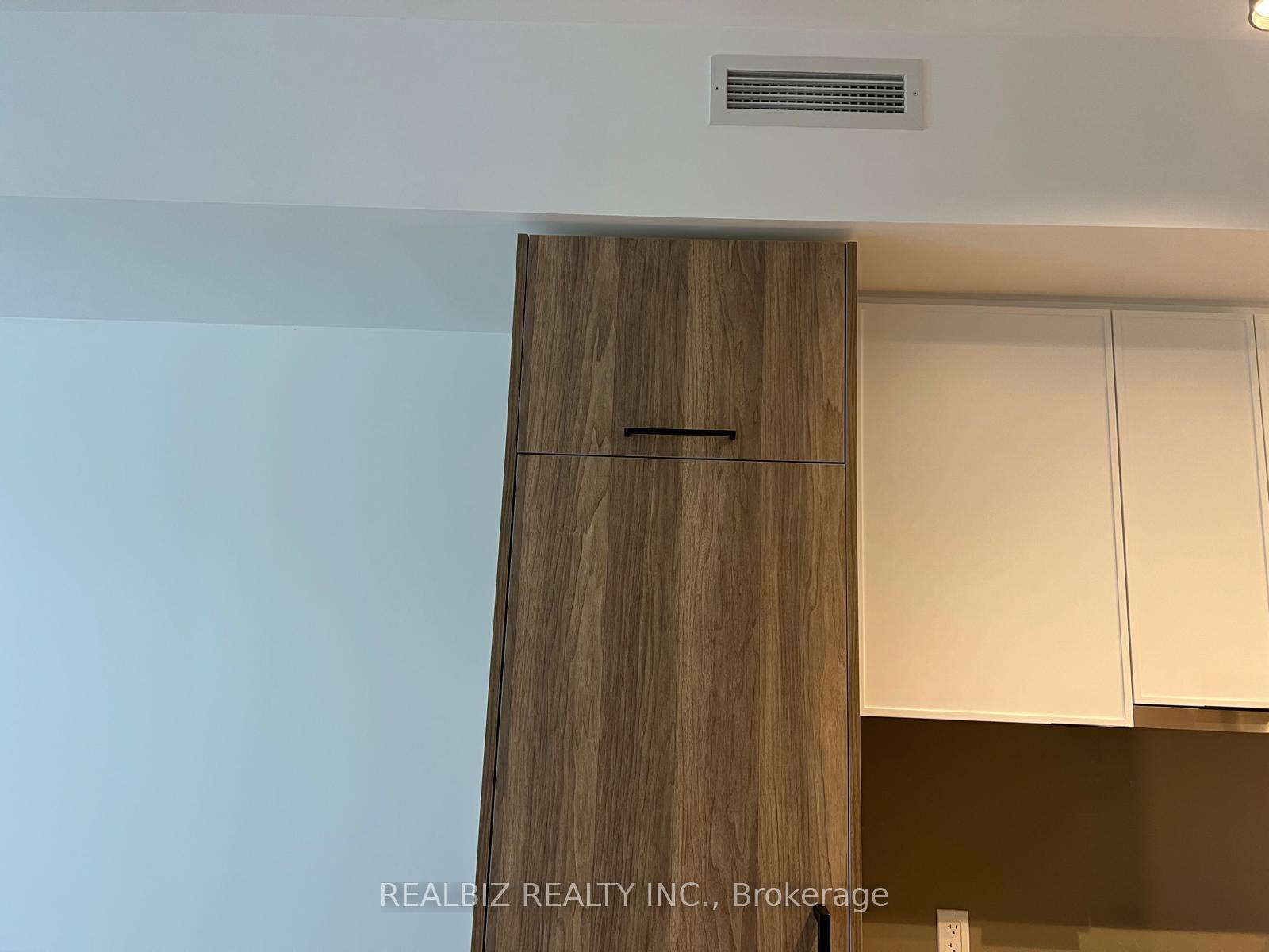 Photo 26 of Unit 823, 91 Montclair Avenue, Toronto, Forest Hill South — HOMEH