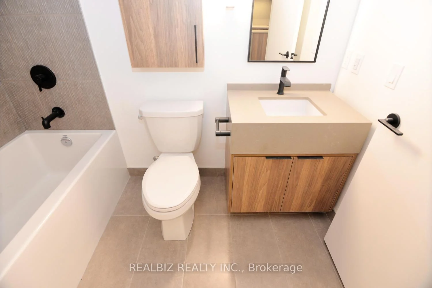 Photo 27 of Unit 823, 91 Montclair Avenue, Toronto, Forest Hill South — HOMEH