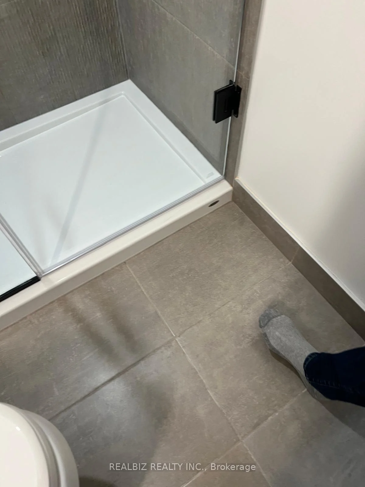 Photo 29 of Unit 823, 91 Montclair Avenue, Toronto, Forest Hill South — HOMEH