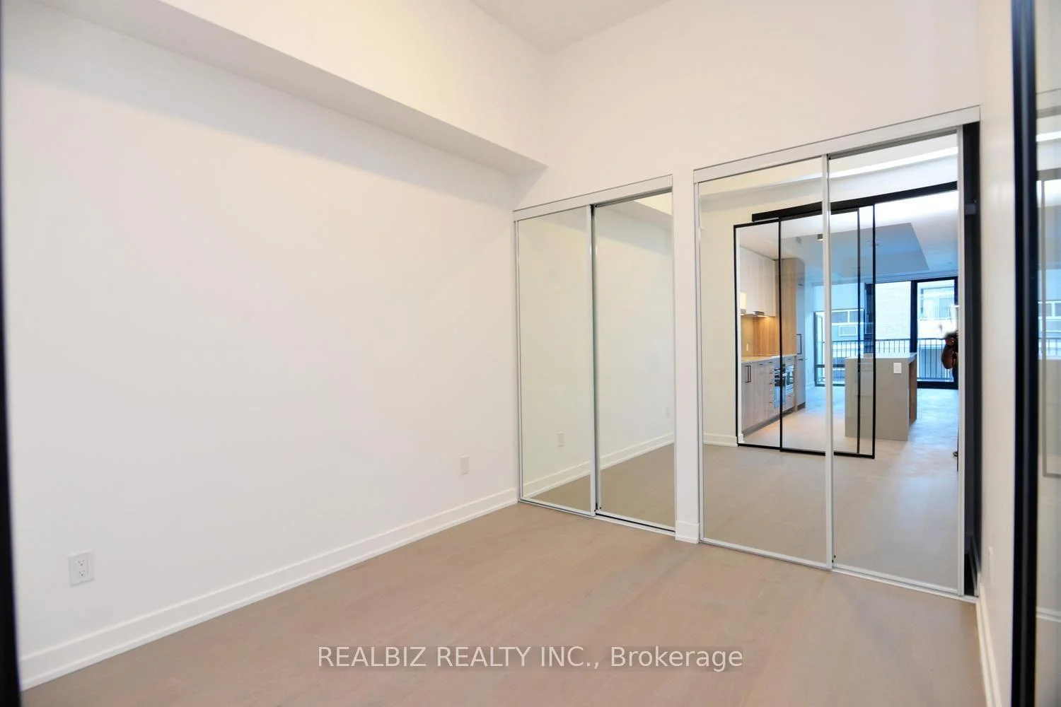 Photo 35 of Unit 823, 91 Montclair Avenue, Toronto, Forest Hill South — HOMEH