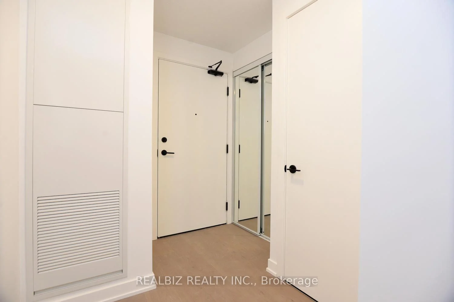 Photo 66 of Unit 823, 91 Montclair Avenue, Toronto, Forest Hill South — HOMEH