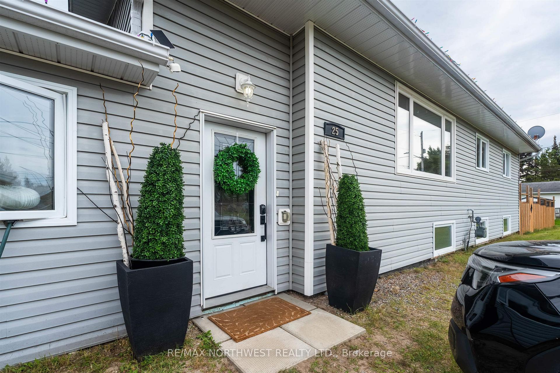 Photo 6 of 25 Park Avenue, Kenora, Evergreen — HOMEH