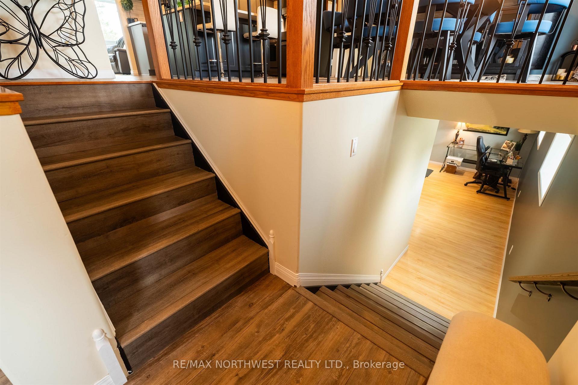Photo 8 of 25 Park Avenue, Kenora, Evergreen — HOMEH
