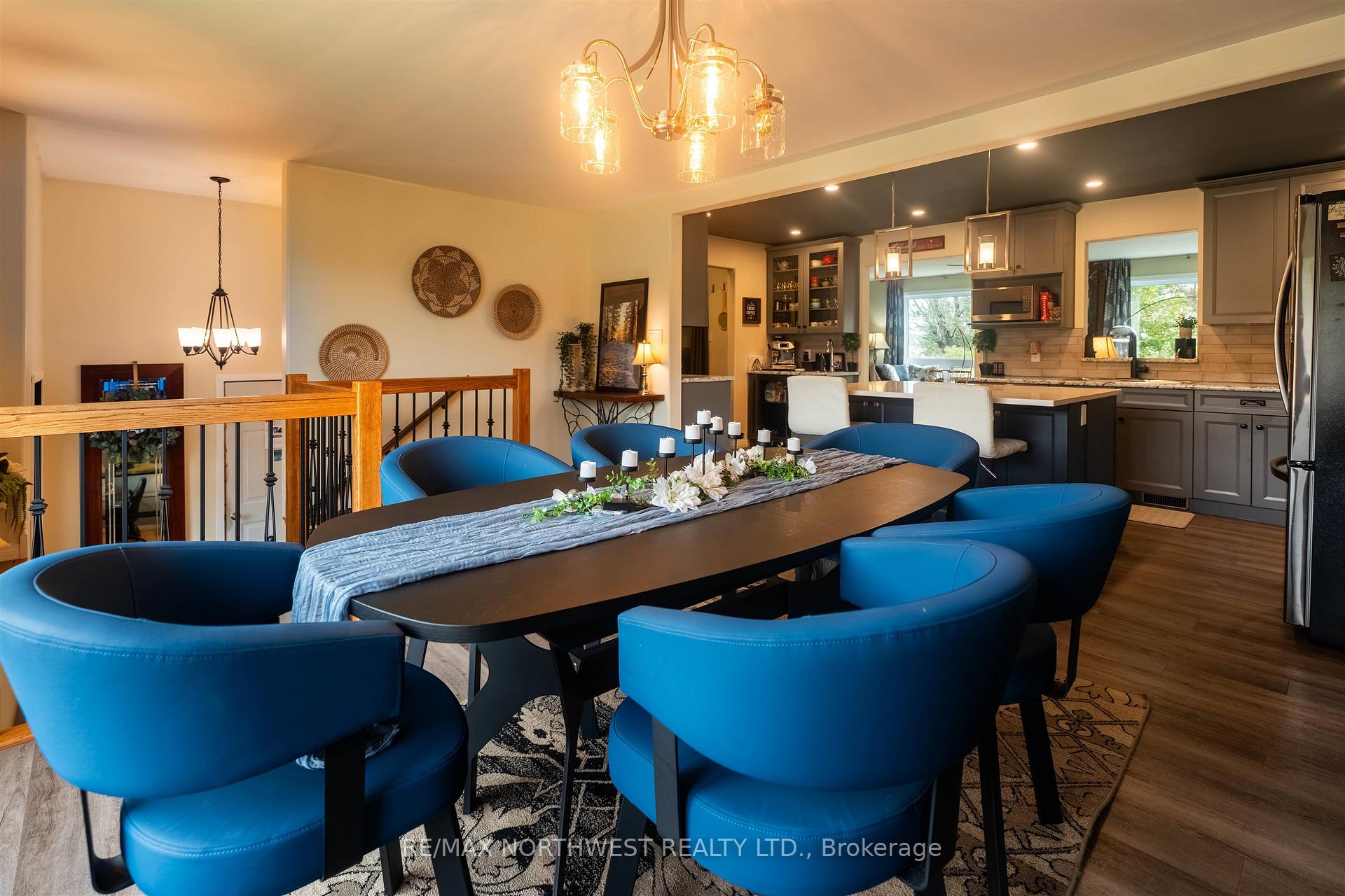 Photo 13 of 25 Park Avenue, Kenora, Evergreen — HOMEH