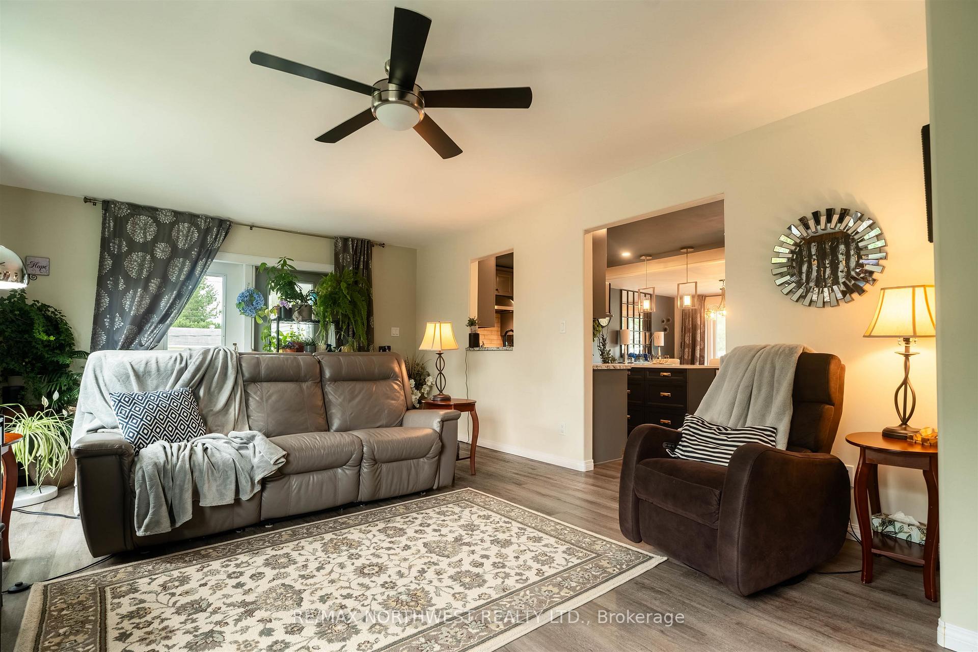 Photo 27 of 25 Park Avenue, Kenora, Evergreen — HOMEH