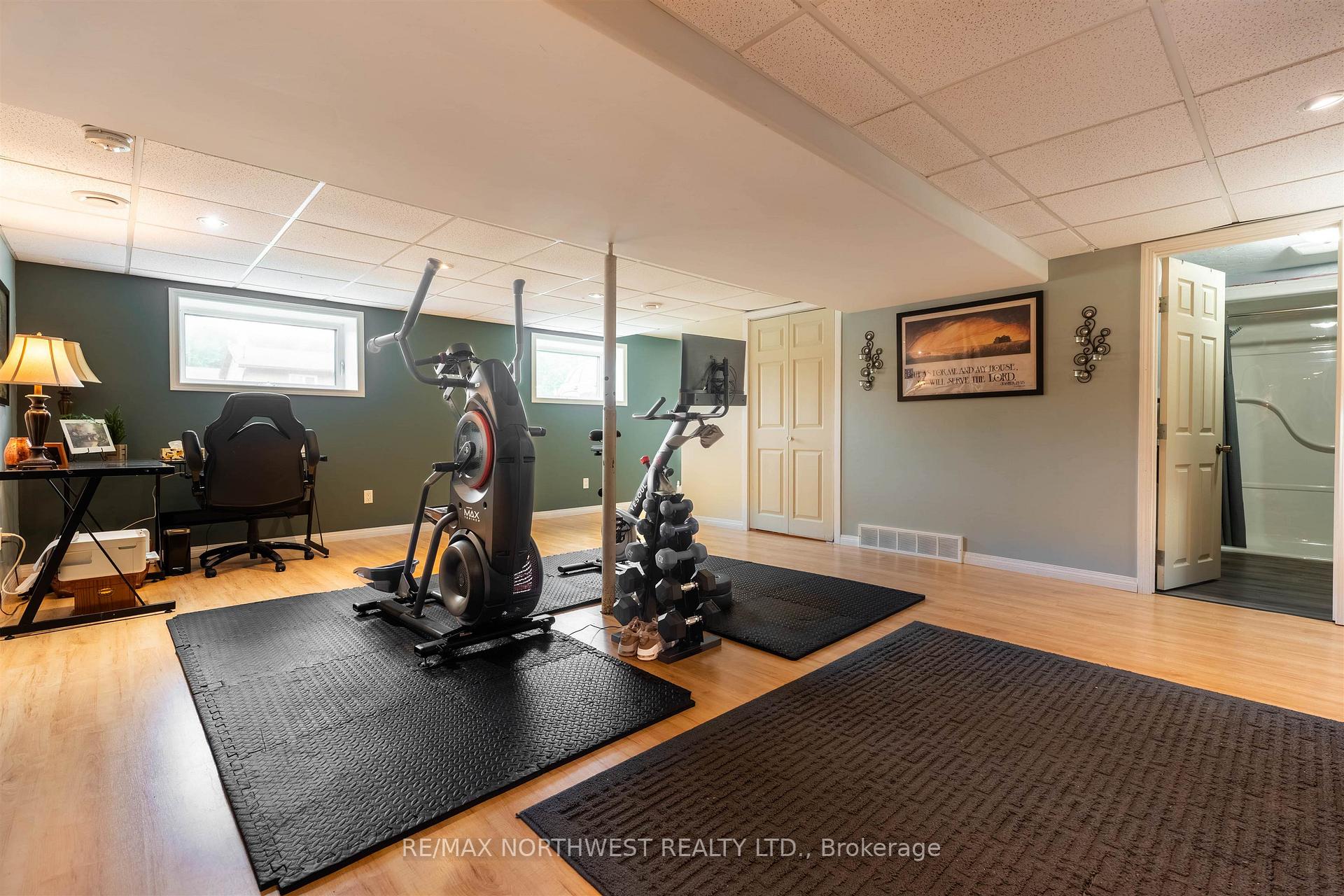 Photo 36 of 25 Park Avenue, Kenora, Evergreen — HOMEH