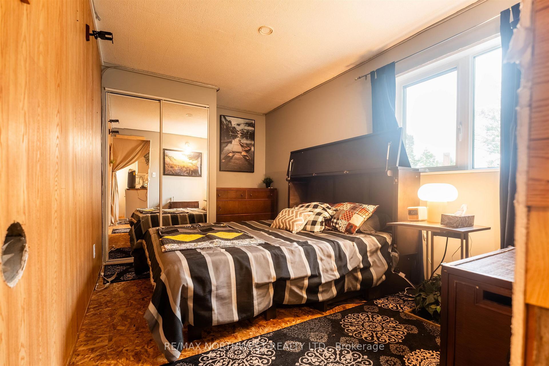 Photo 46 of 25 Park Avenue, Kenora, Evergreen — HOMEH