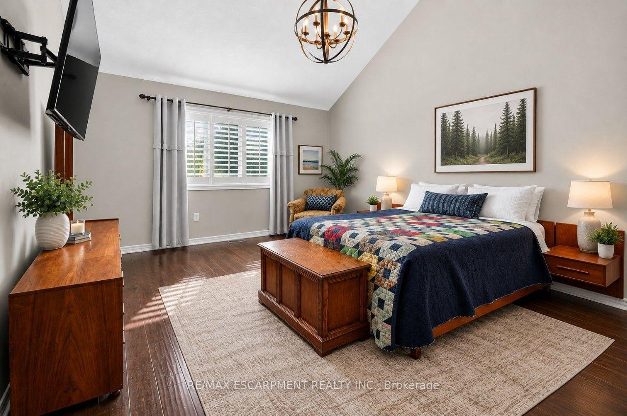 Photo 13 of 4451 Comfort Crescent, Lincoln, Beamsville — HOMEH