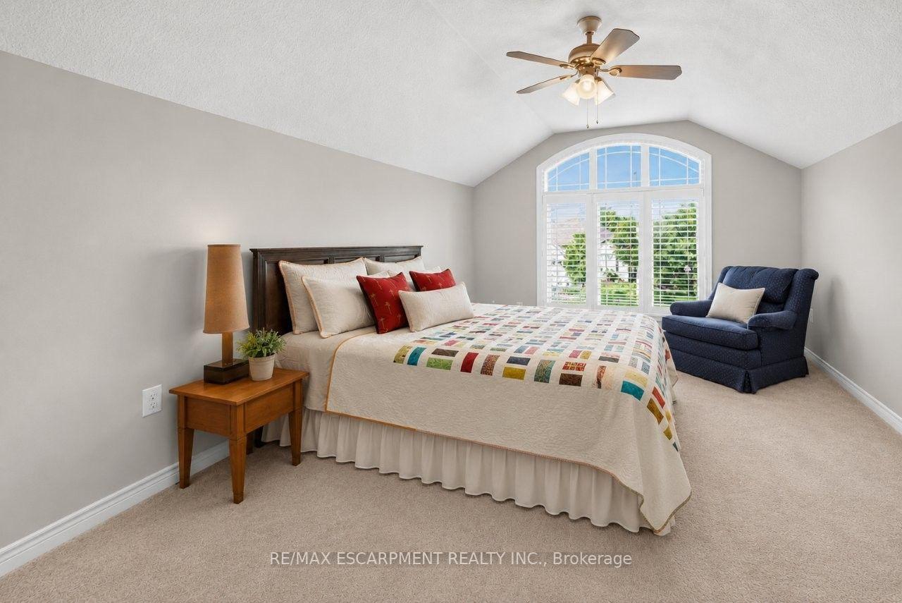 Photo 16 of 4451 Comfort Crescent, Lincoln, Beamsville — HOMEH