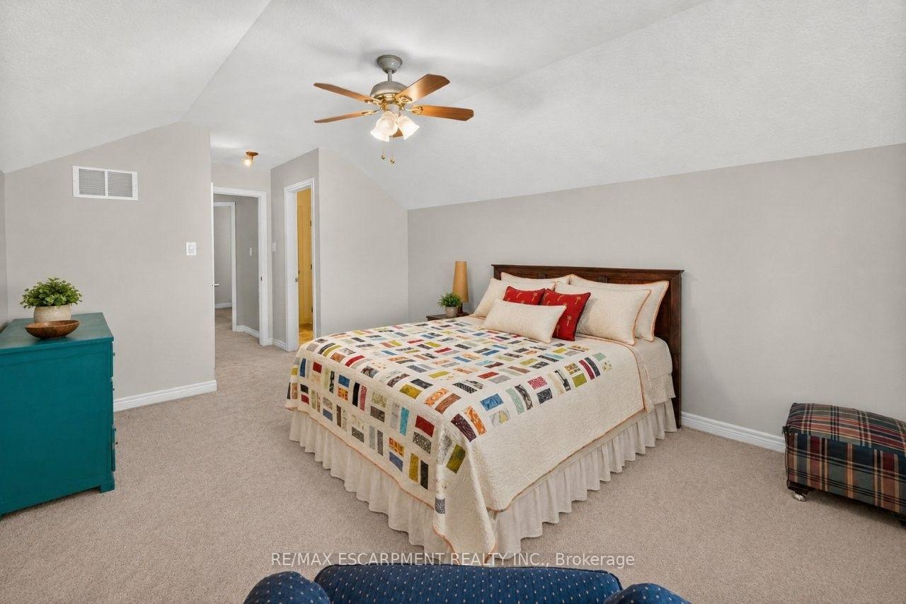 Photo 17 of 4451 Comfort Crescent, Lincoln, Beamsville — HOMEH