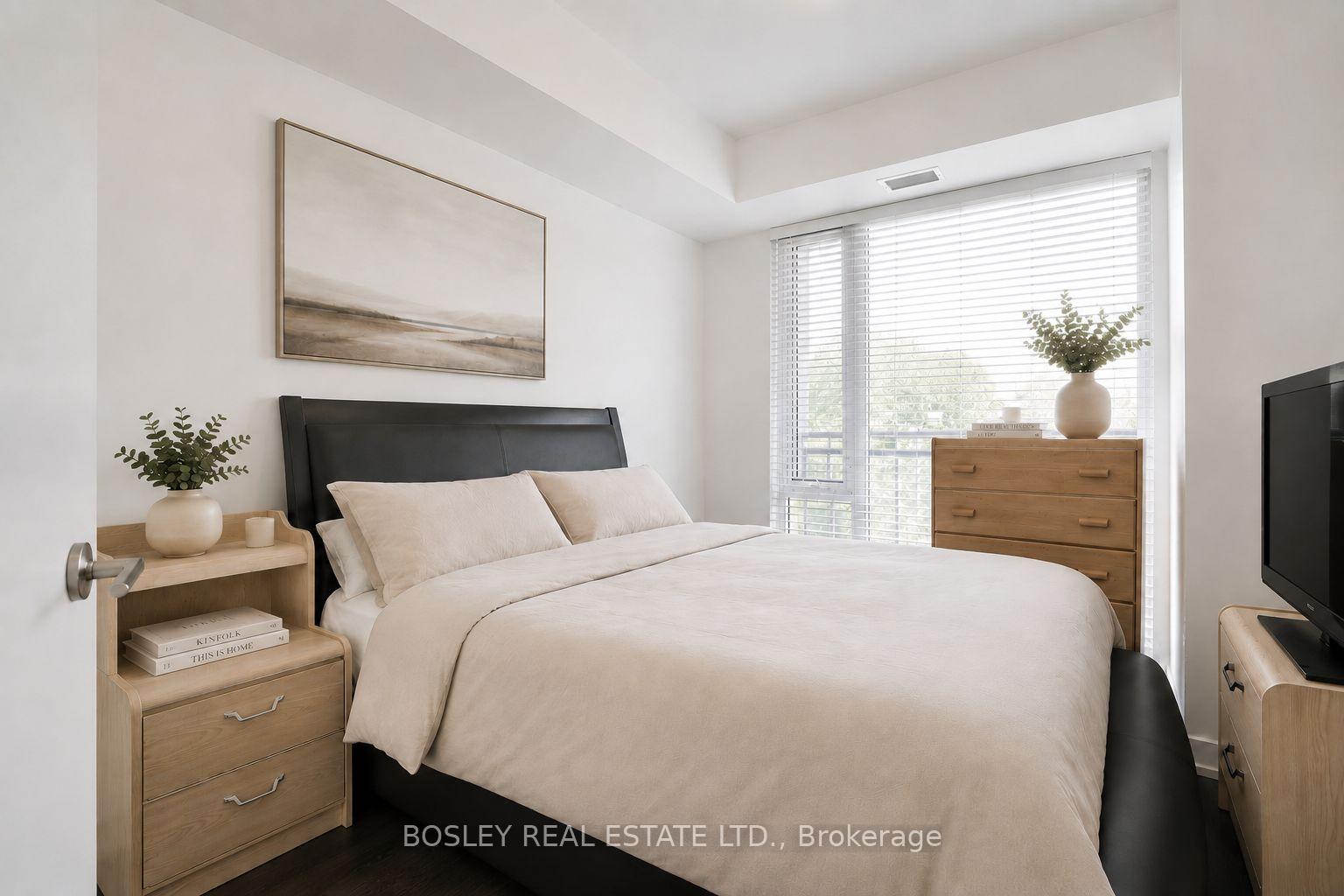 Photo 10 of Unit 209, 223 St Clair Avenue, Toronto, Casa Loma — HOMEH