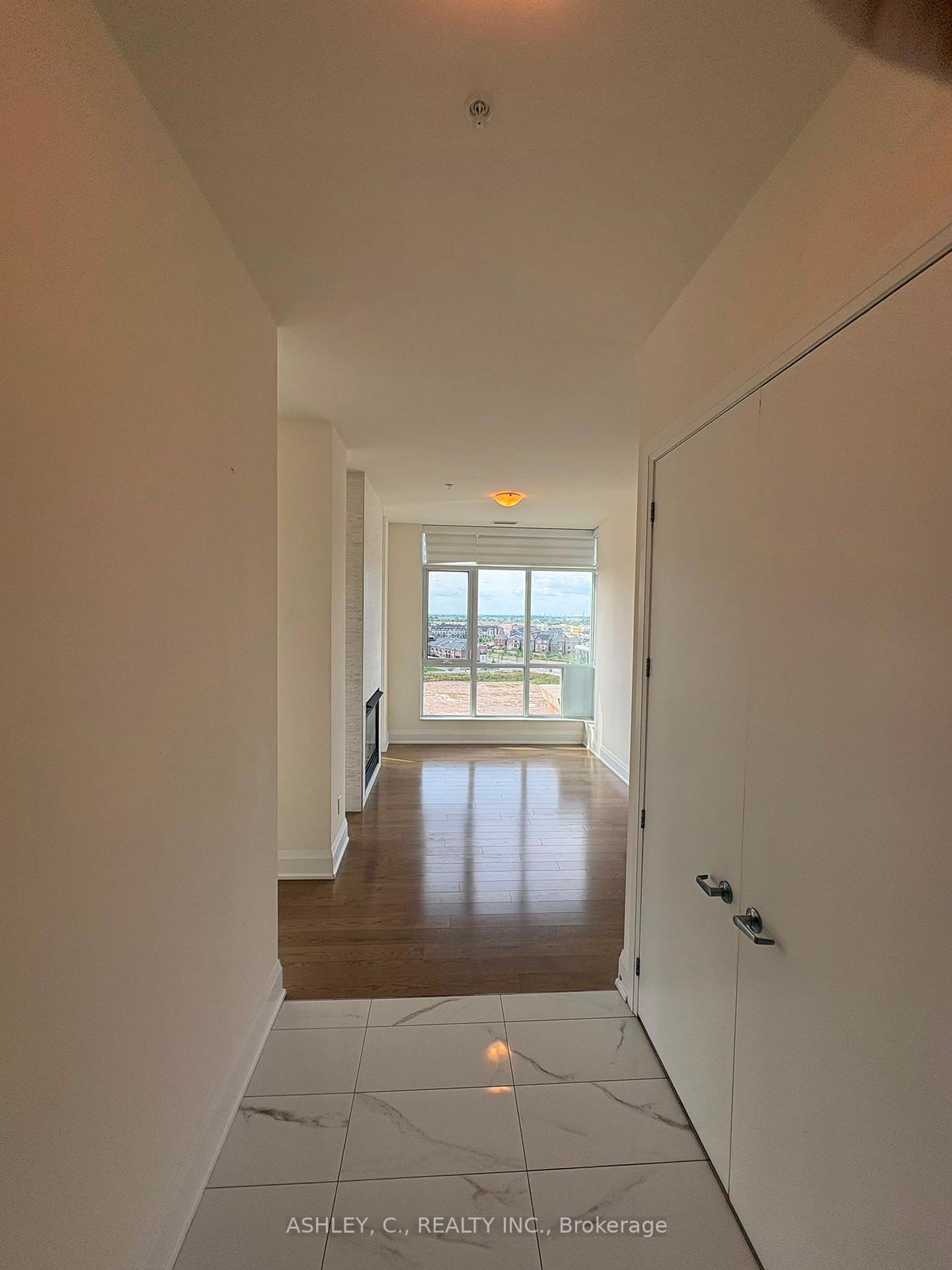 Photo 14 of Unit 807, 2480 Prince Michael Drive, Oakville, Joshua Creek — HOMEH