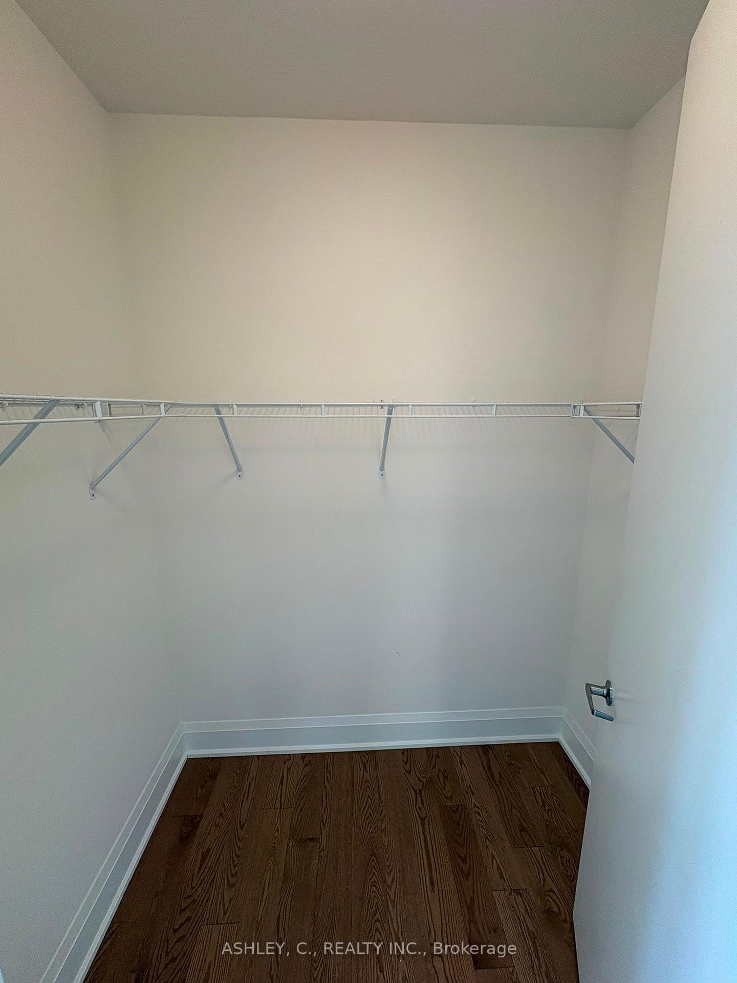 Photo 23 of Unit 807, 2480 Prince Michael Drive, Oakville, Joshua Creek — HOMEH