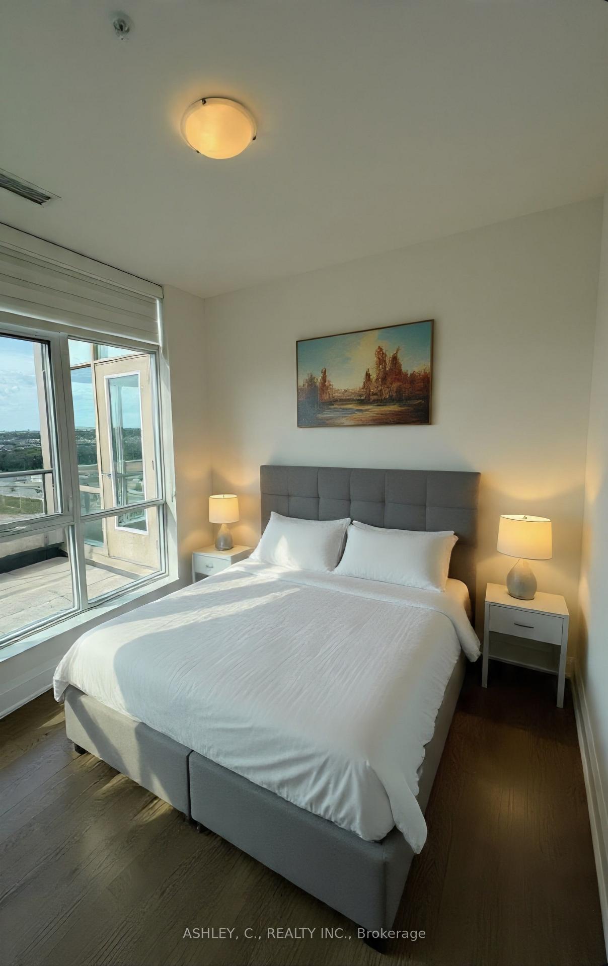 Photo 27 of Unit 807, 2480 Prince Michael Drive, Oakville, Joshua Creek — HOMEH