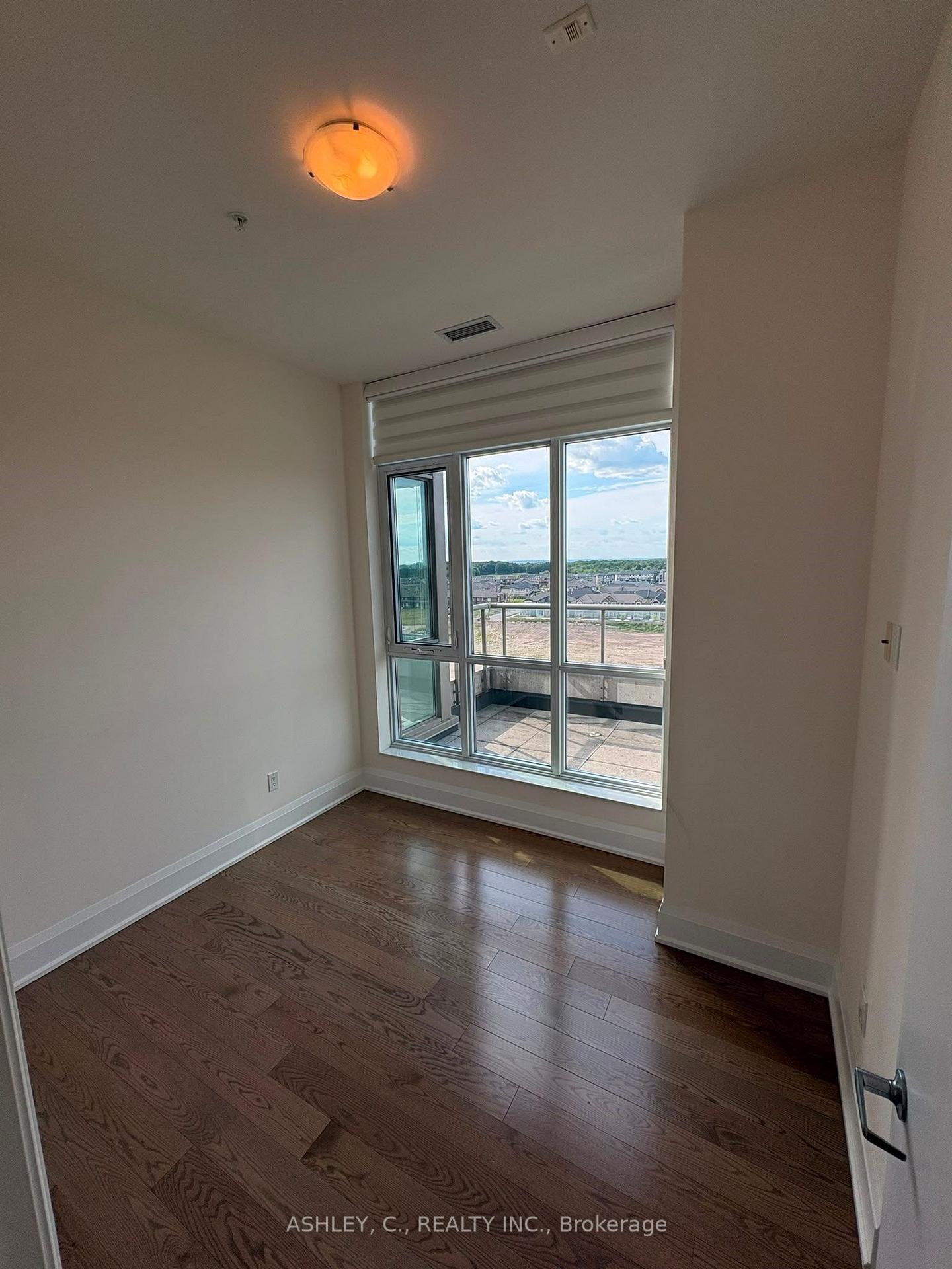 Photo 30 of Unit 807, 2480 Prince Michael Drive, Oakville, Joshua Creek — HOMEH