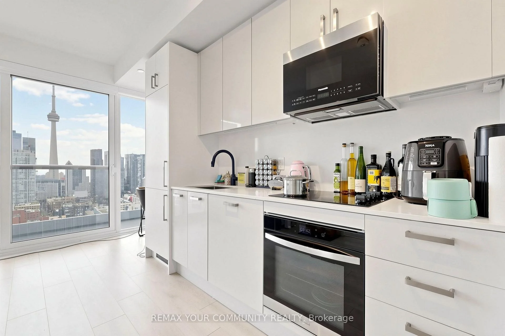 Photo 18 of Unit 2909, 280 Dundas Street W, Toronto, University — HOMEH