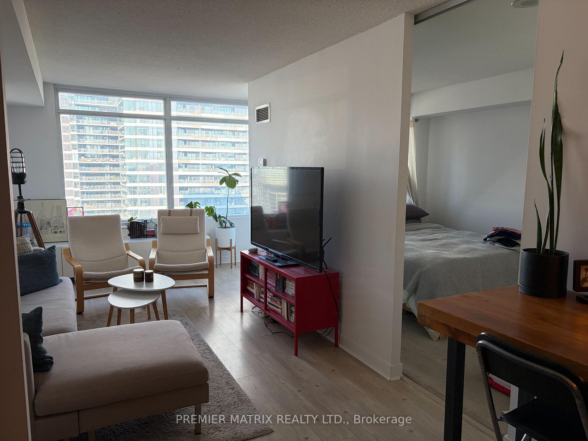 Photo 6 of Unit 4205, 25 Telegram Mews, Toronto, Waterfront Communities — HOMEH