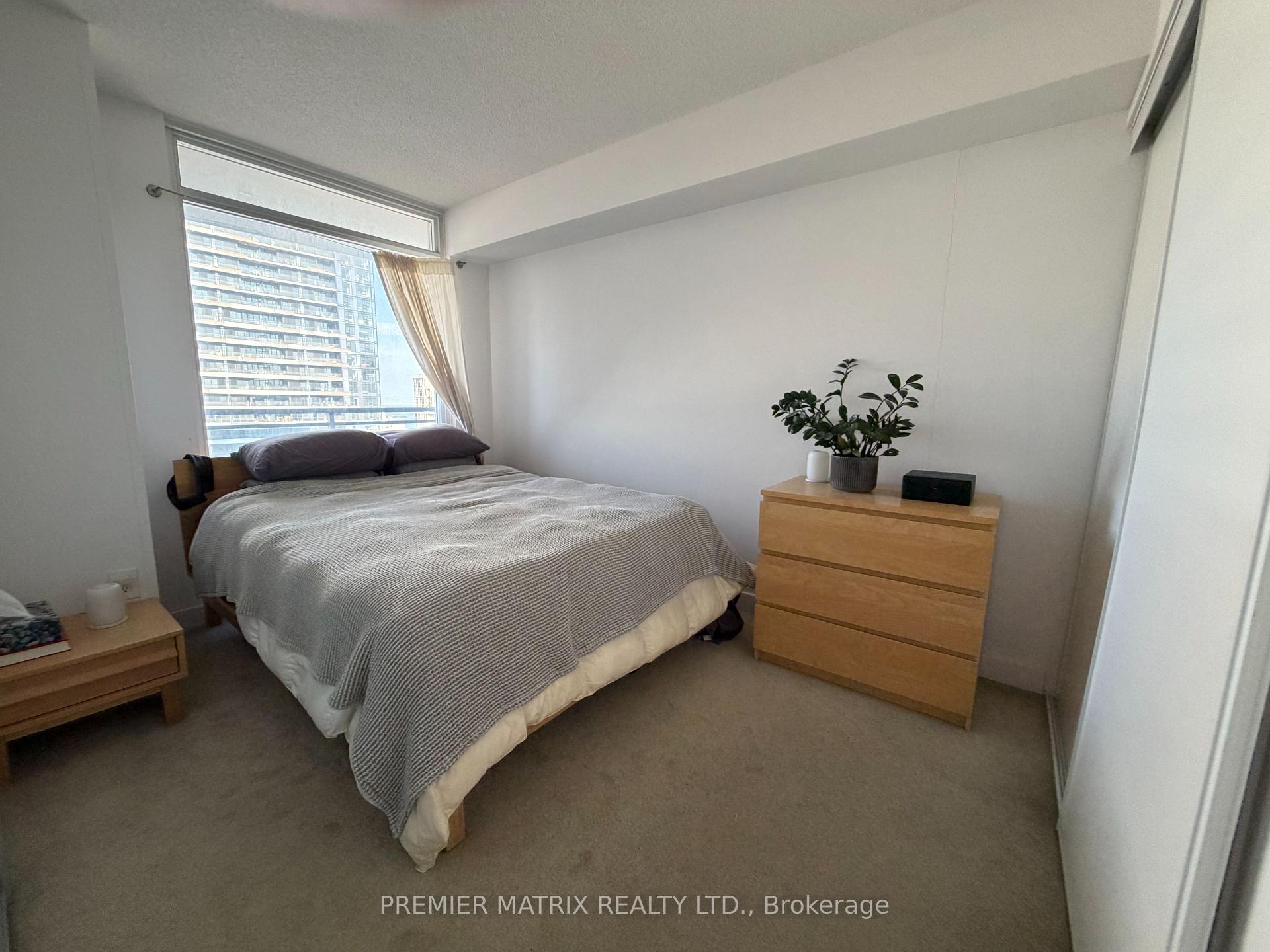Photo 11 of Unit 4205, 25 Telegram Mews, Toronto, Waterfront Communities — HOMEH