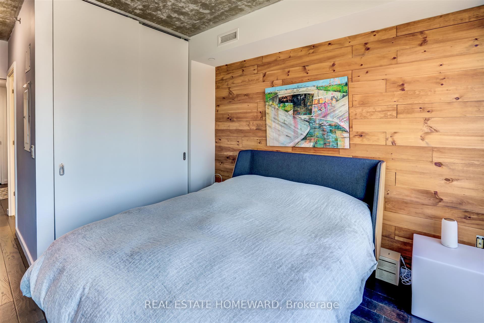 Photo 24 of Unit 817, 51 Trolley Crescent, Toronto, Waterfront Communities — HOMEH