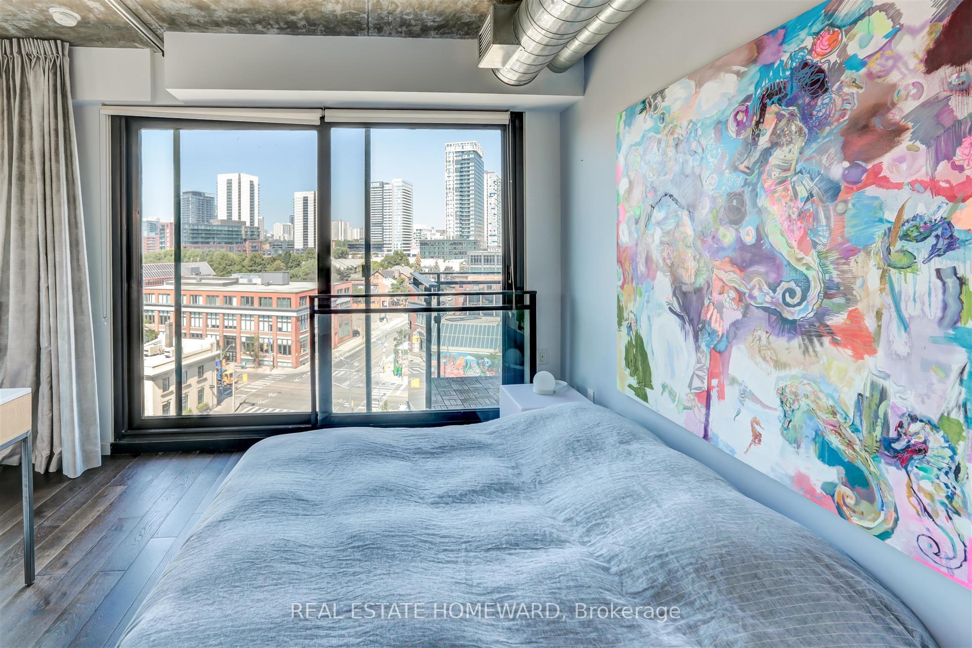 Photo 31 of Unit 817, 51 Trolley Crescent, Toronto, Waterfront Communities — HOMEH