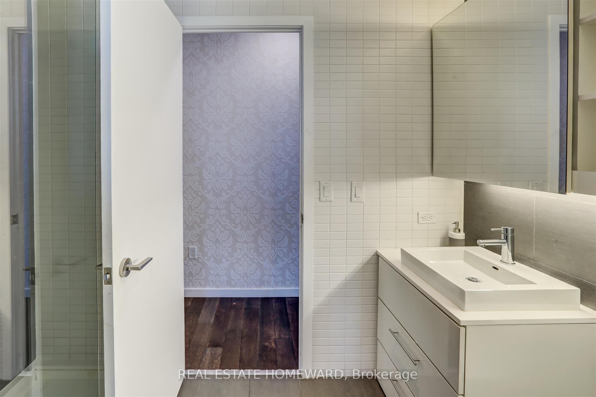 Photo 35 of Unit 817, 51 Trolley Crescent, Toronto, Waterfront Communities — HOMEH