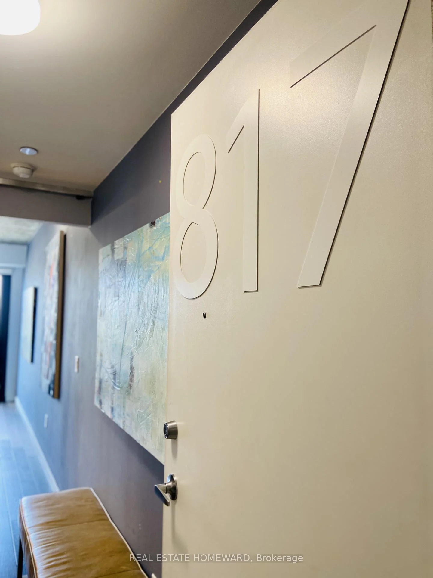 Photo 6 of Unit 817, 51 Trolley Crescent, Toronto, Waterfront Communities — HOMEH
