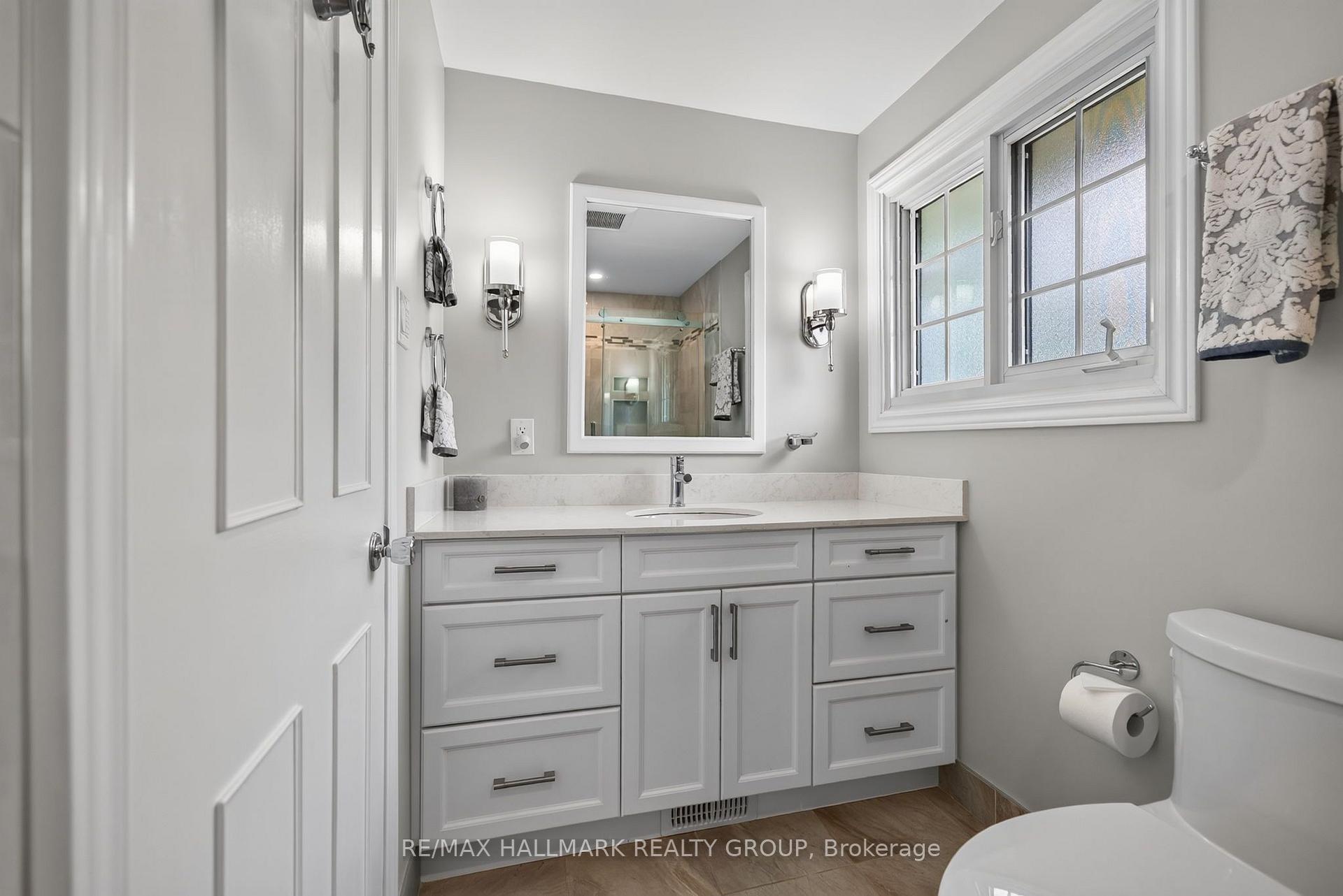 Photo 26 of 104 Northpark Drive, Ottawa, Blackburn Hamlet — HOMEH