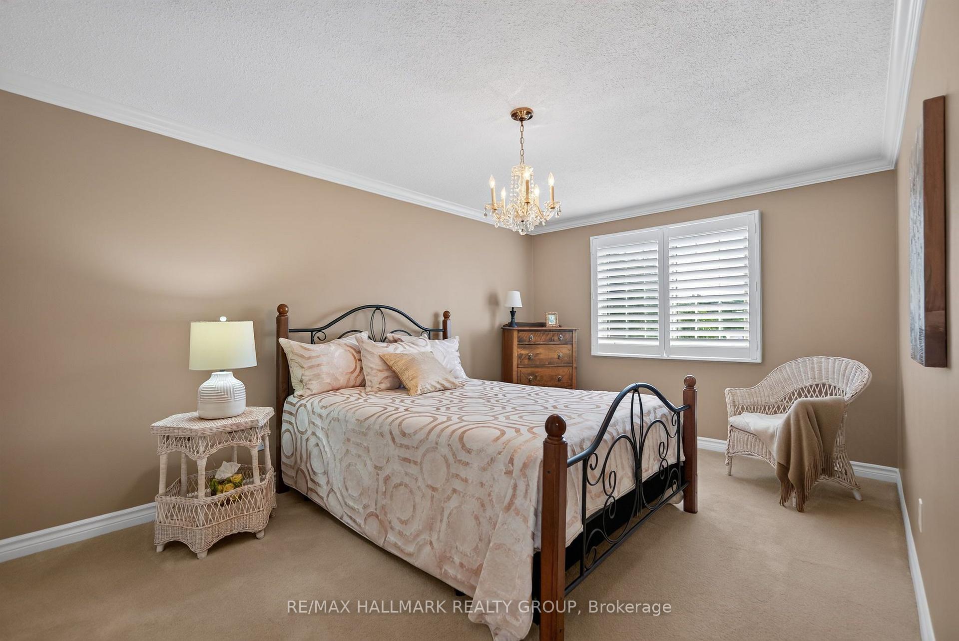 Photo 28 of 104 Northpark Drive, Ottawa, Blackburn Hamlet — HOMEH