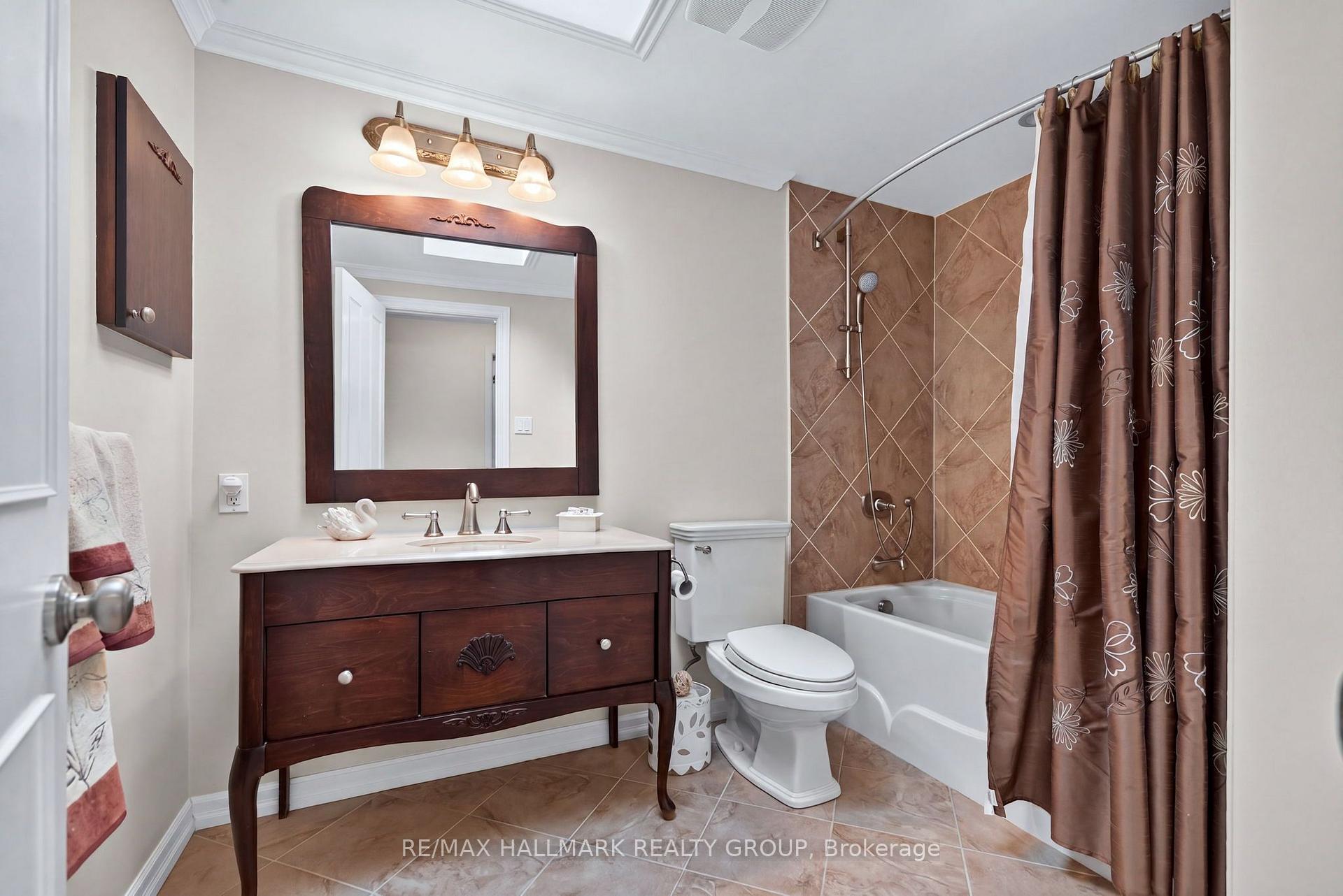 Photo 33 of 104 Northpark Drive, Ottawa, Blackburn Hamlet — HOMEH