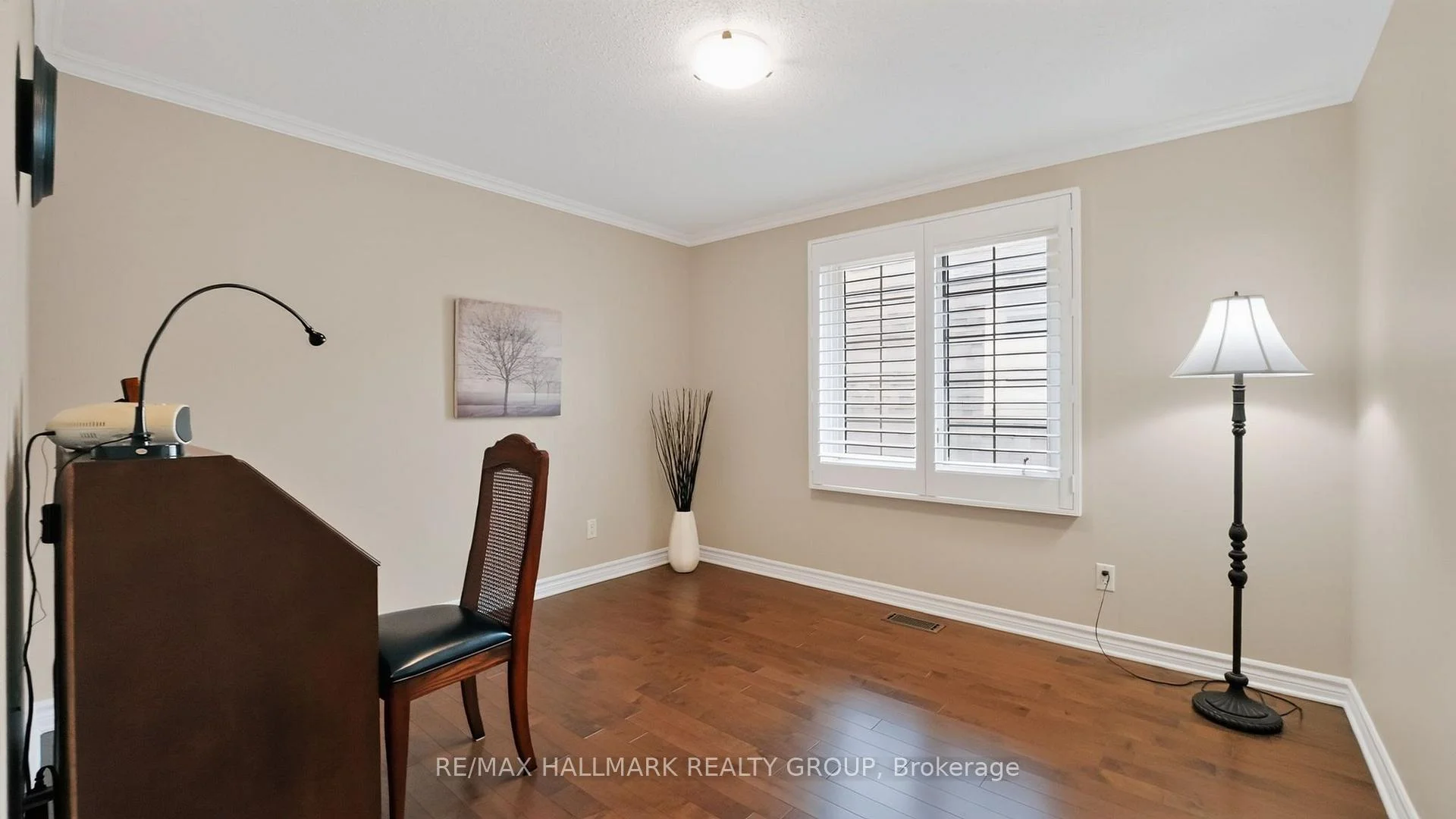 Photo 32 of 104 Northpark Drive, Ottawa, Blackburn Hamlet — HOMEH