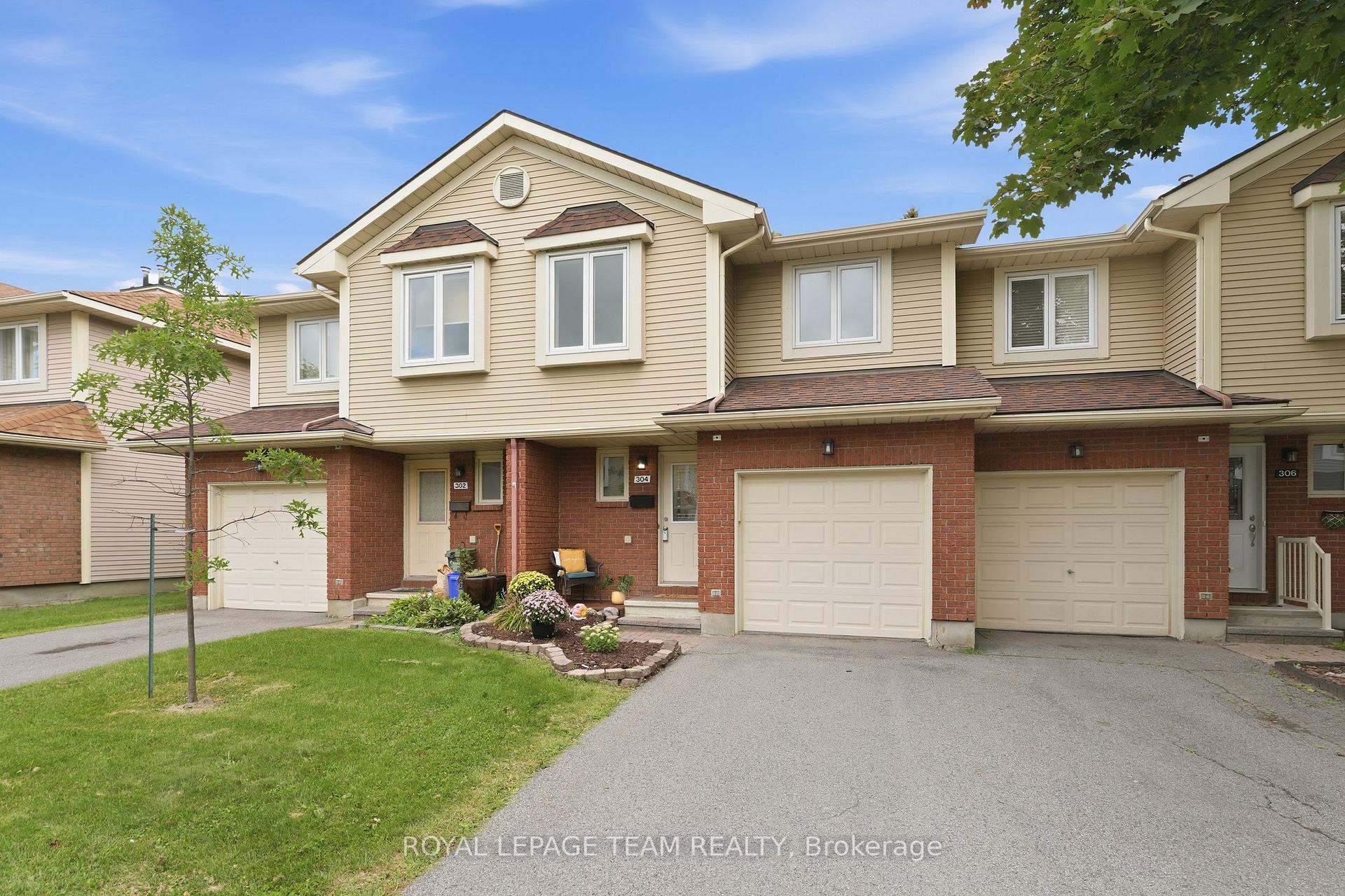 Photo of 304 Valade Crescent