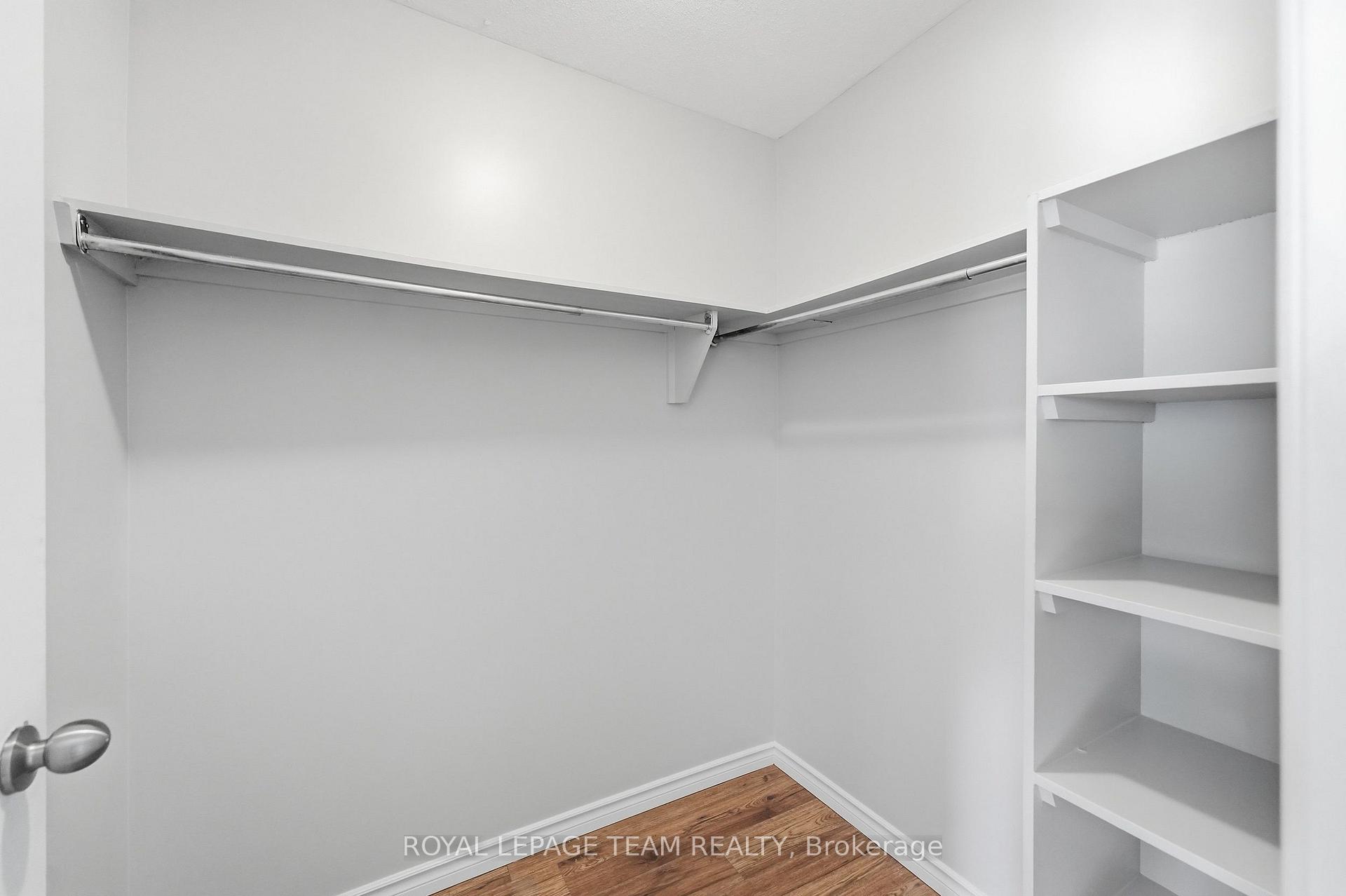 Photo 24 of 304 Valade Crescent, Ottawa, Fallingbrook/Pineridge — HOMEH